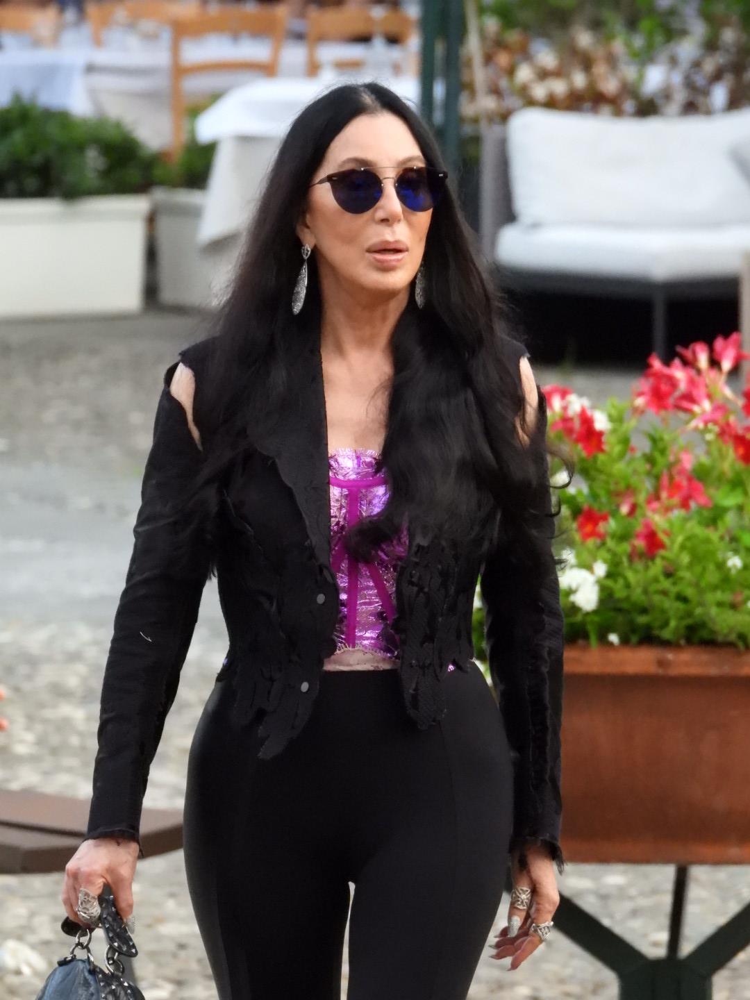 Cher aparece el 18 de julio de 2021 en Portofino, Italia. | Foto: Getty Images