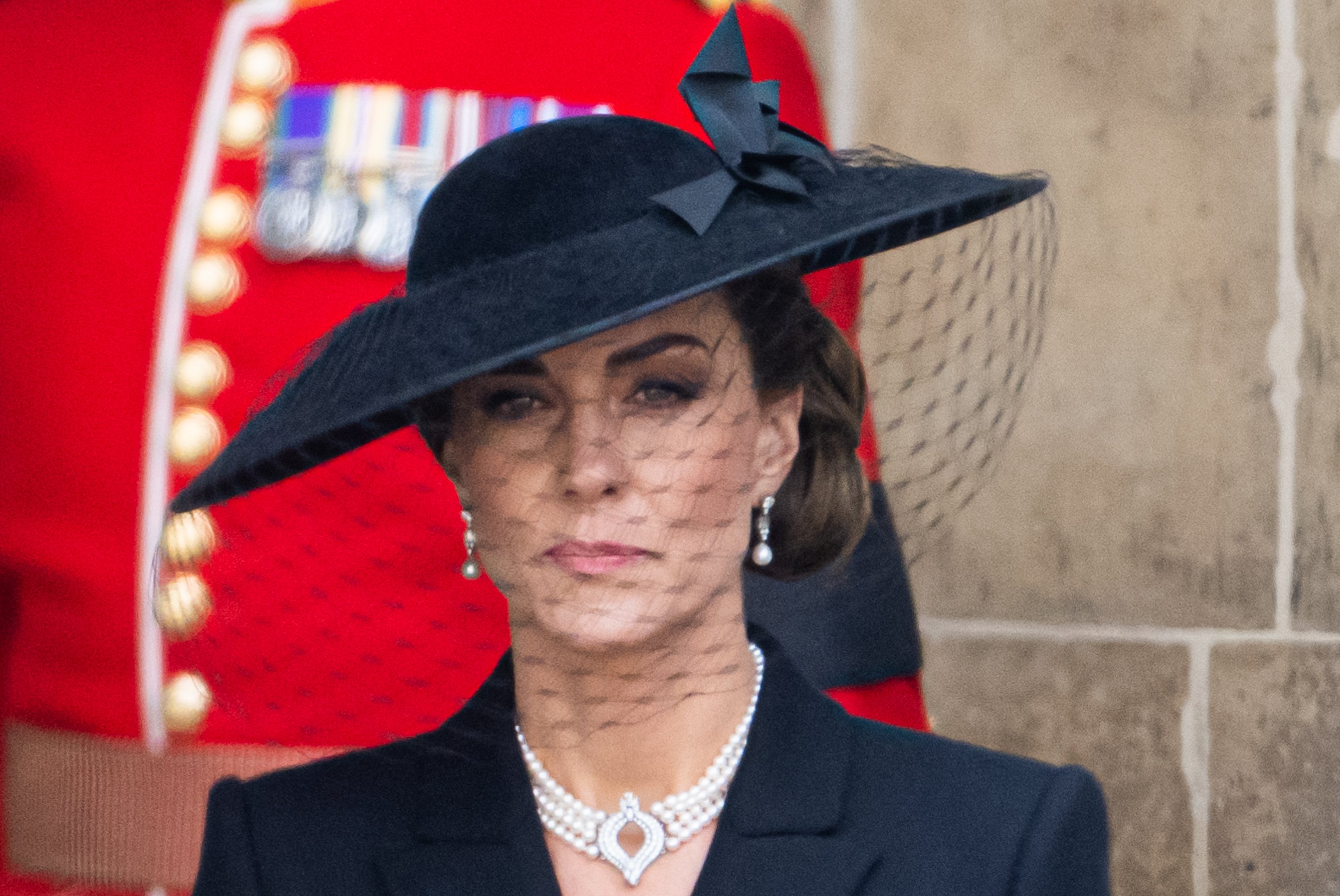 Kate, princesa de Gales, durante el funeral de estado de la reina Elizabeth II en la Abadía de Westminster el 19 de septiembre de 2022 en Londres, Inglaterra. | Foto: Getty Images