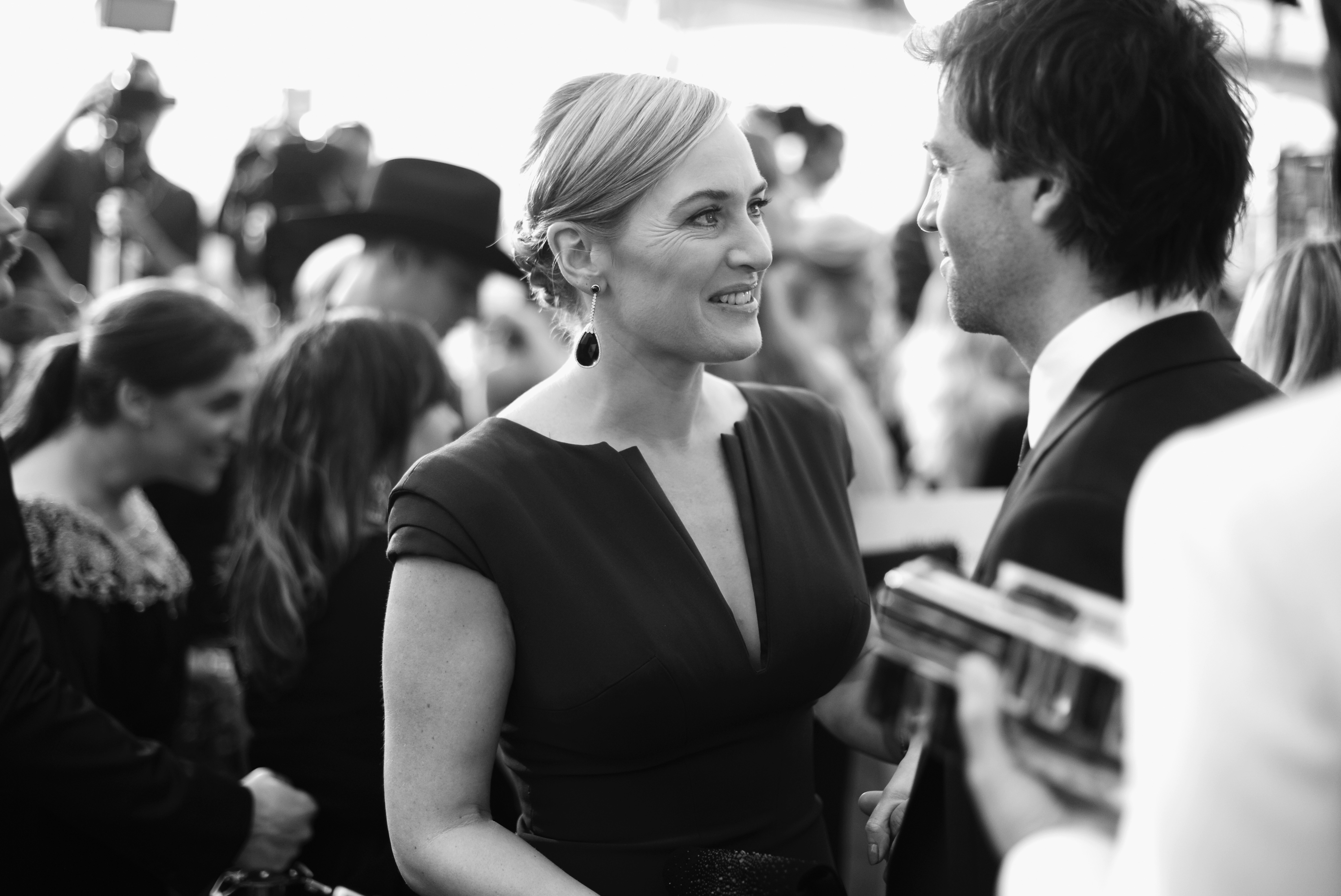 Kate Winslet y Ned Rocknroll asisten a The 22nd Annual Screen Actors Guild Awards en The Shrine Auditorium el 30 de enero de 2016 en Los Ángeles, California | Foto: Getty Images
