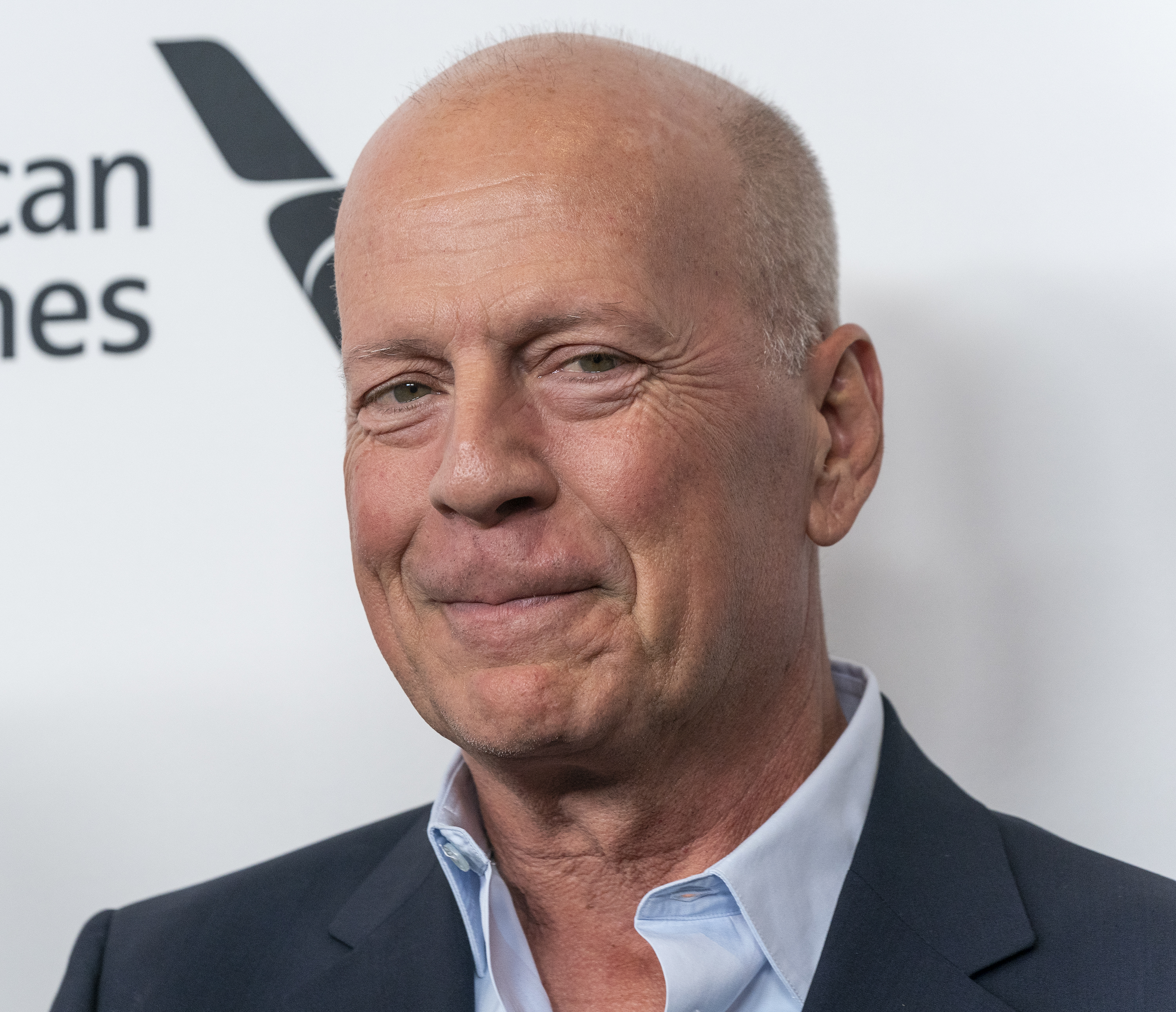 Bruce Willis asiste al estreno de Motherless Brooklyn durante la 57ª edición del Festival de Cine de Nueva York en el Alice Tully Hall. | Foto: Getty Images