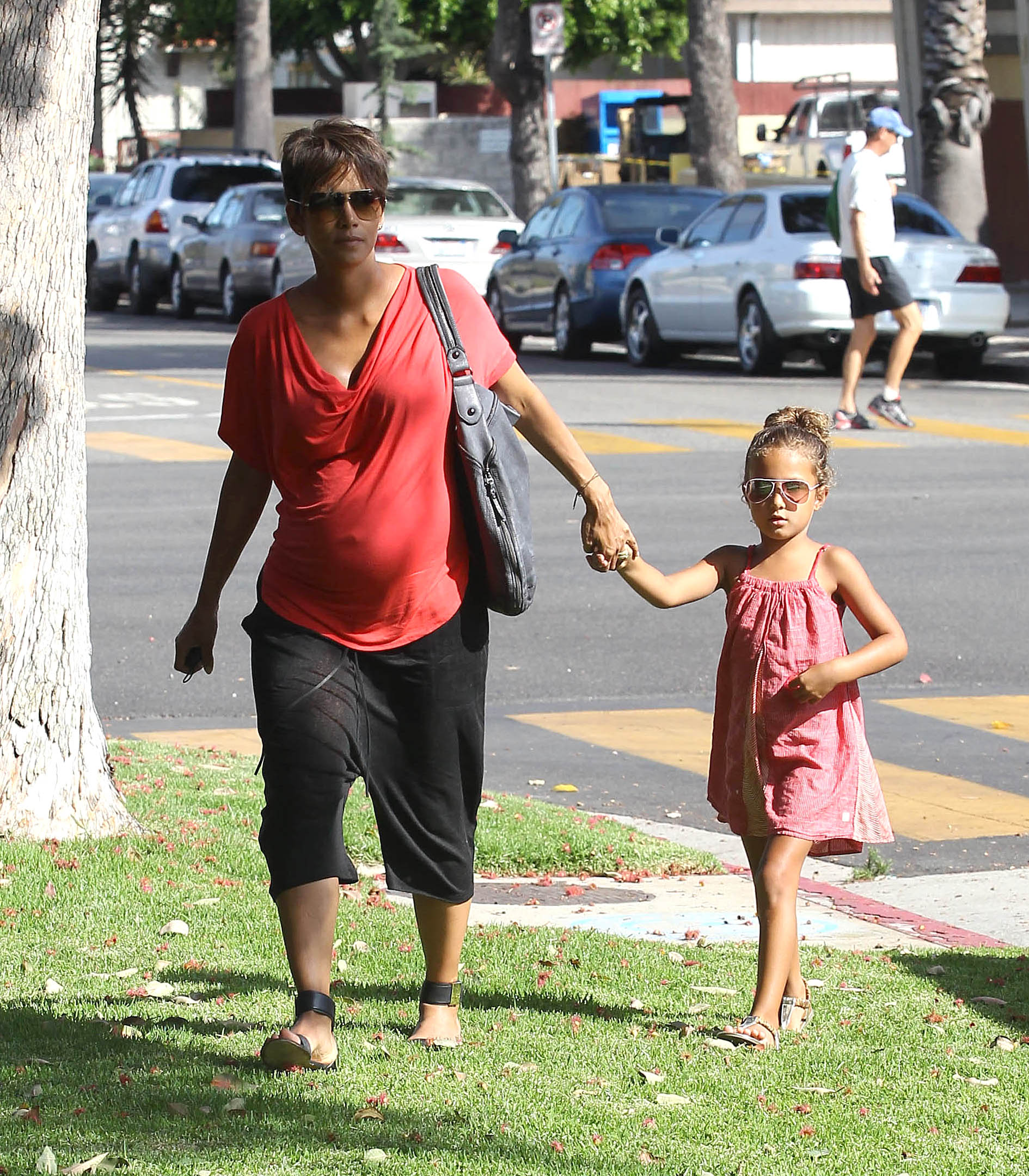 Halle Berry y su hija, Nahla Ariela Aubry, vistas el 23 de julio de 2013 | Fuente: Getty Images