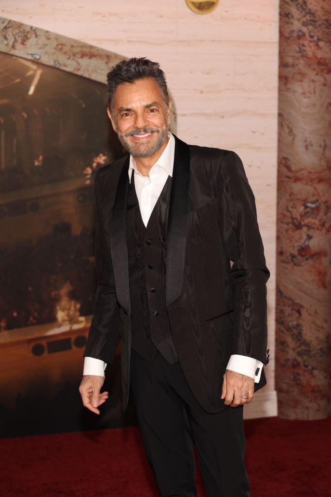 Eugenio Derbez asiste al estreno de "Gladiator II" en Los Ángeles, en el Teatro Chino TCL, el 18 de noviembre de 2024, en Hollywood, California. | Fuente: Getty Images