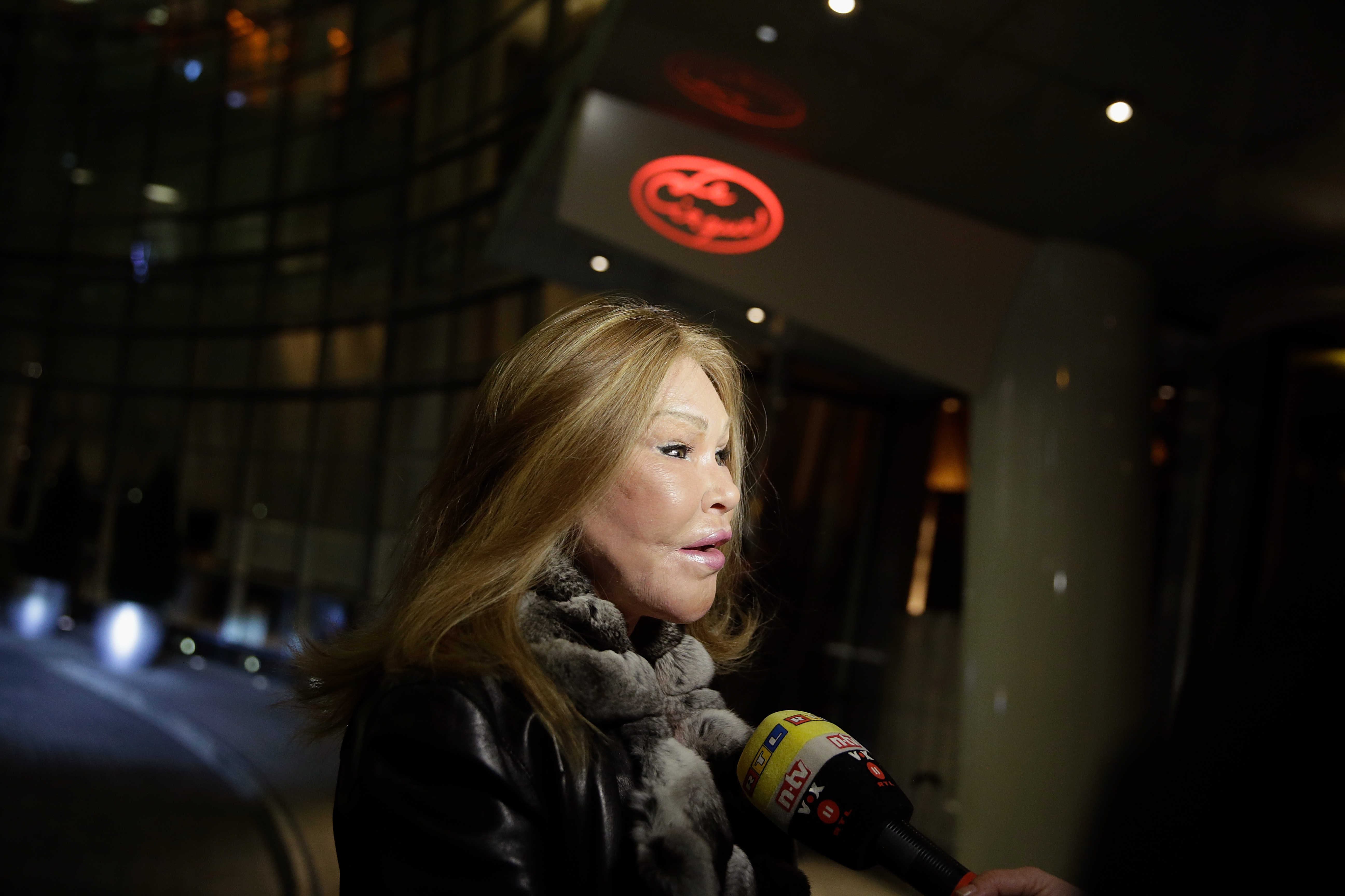 Jocelyn Wildenstein en la celebración del 50 cumpleaños de Lloyd Klein el 15 de febrero de 2017, en Nueva York | Fuente: Getty Images