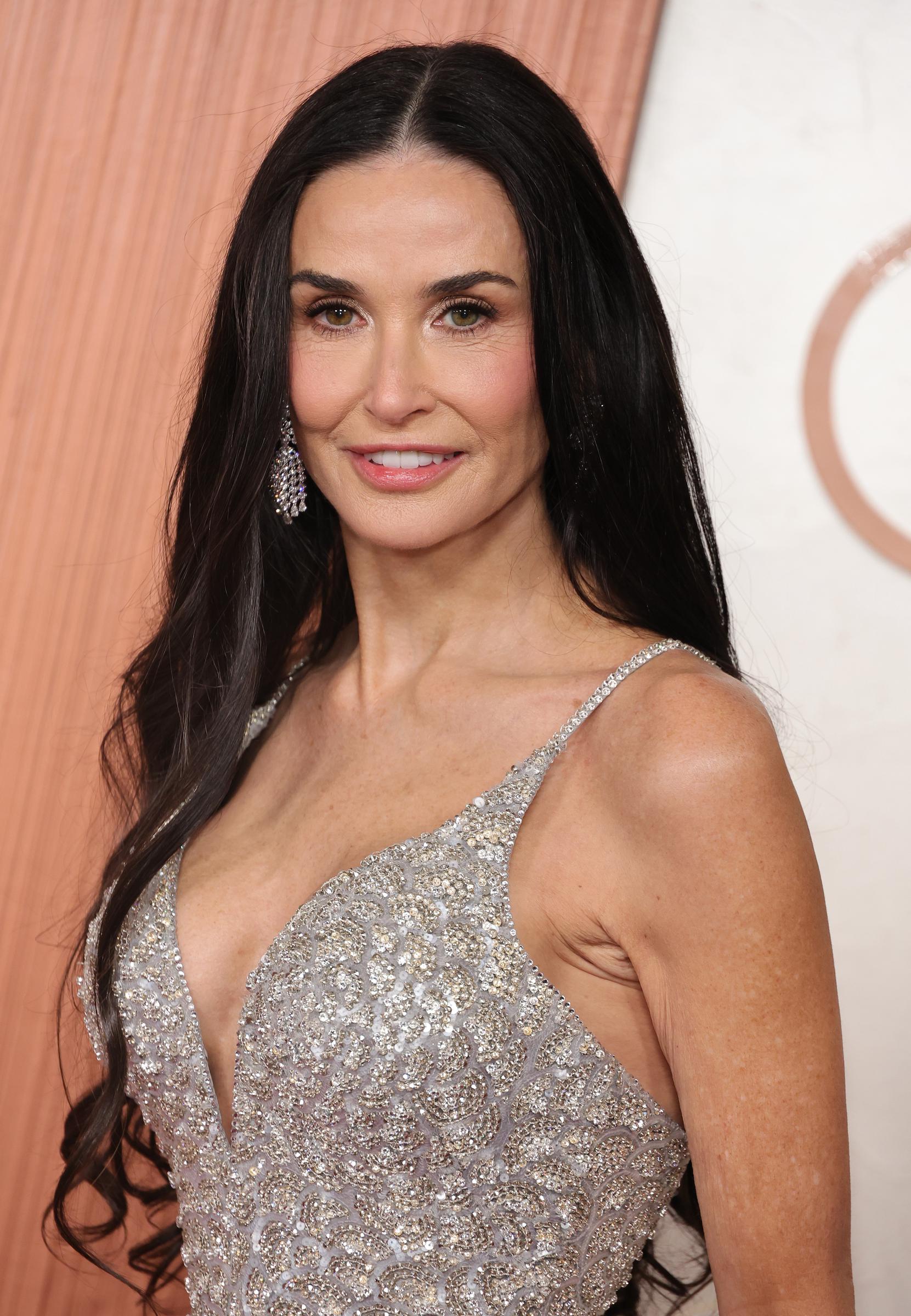 Demi Moore sonríe en la 97 edición de los Premios de la Academia el 2 de marzo de 2025 | Fuente: Getty Images | Fuente: Getty Images