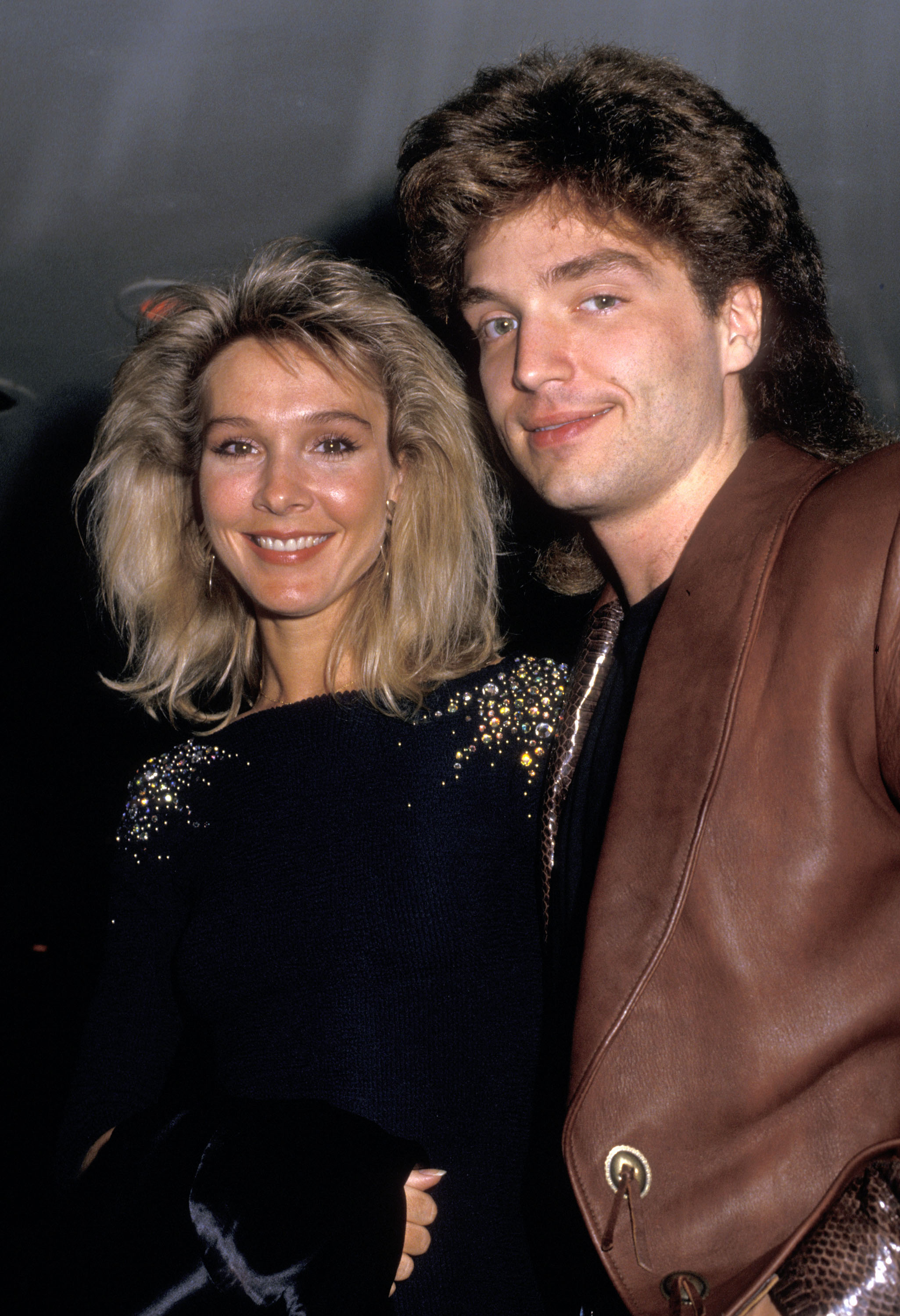 Cynthia Rhodes y Richard Marx en agosto de 1987 en Nueva York. | Fuente: Getty Images