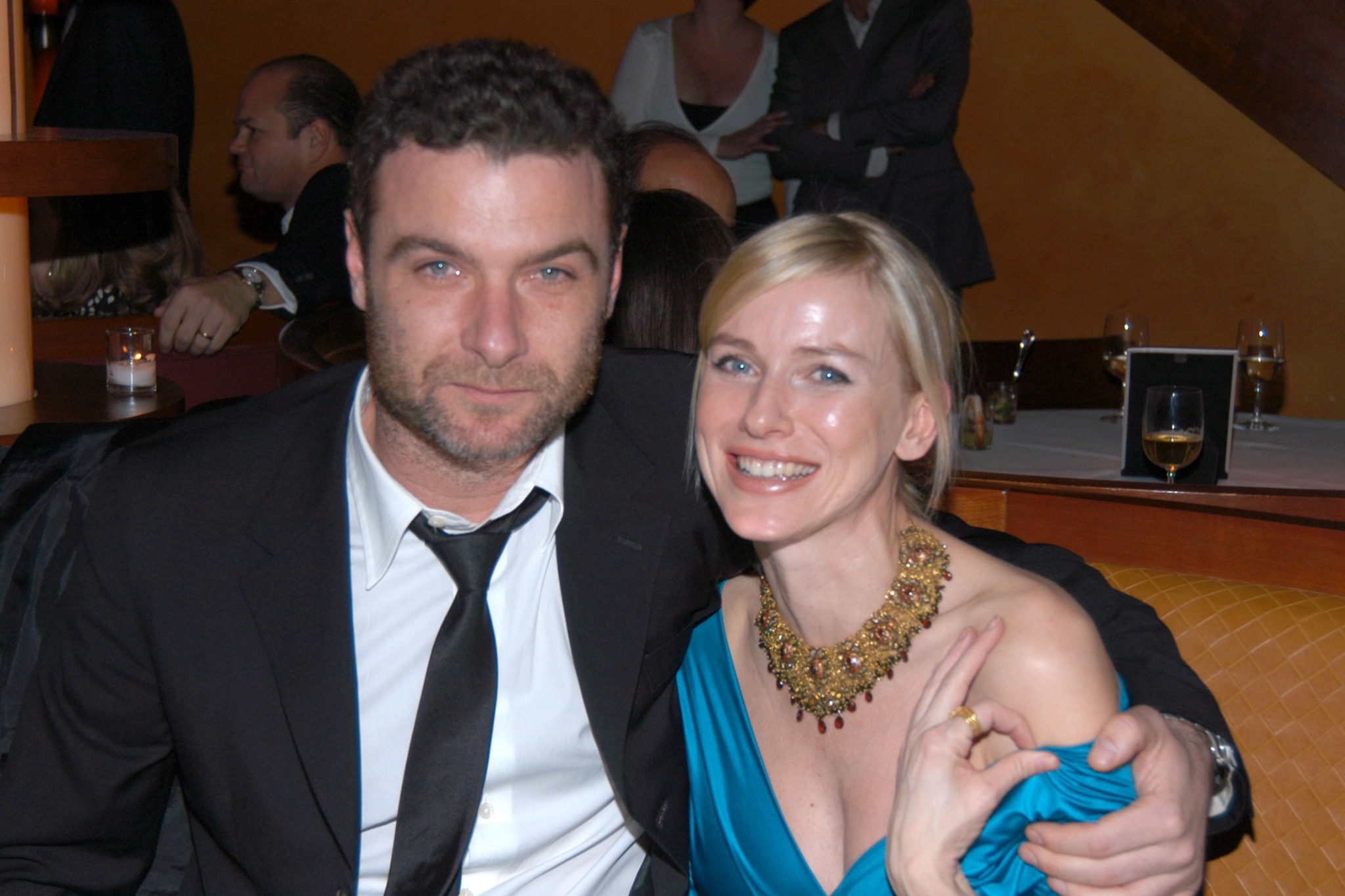 Naomi Watts y Liev Schreiber comenzaron su relación en 2005, poco antes de que ambos aparecieran en la película "The Painted Veil". A pesar de pasar 11 años juntos y criar a dos hijos, nunca se casaron. | Fuente: Getty Images