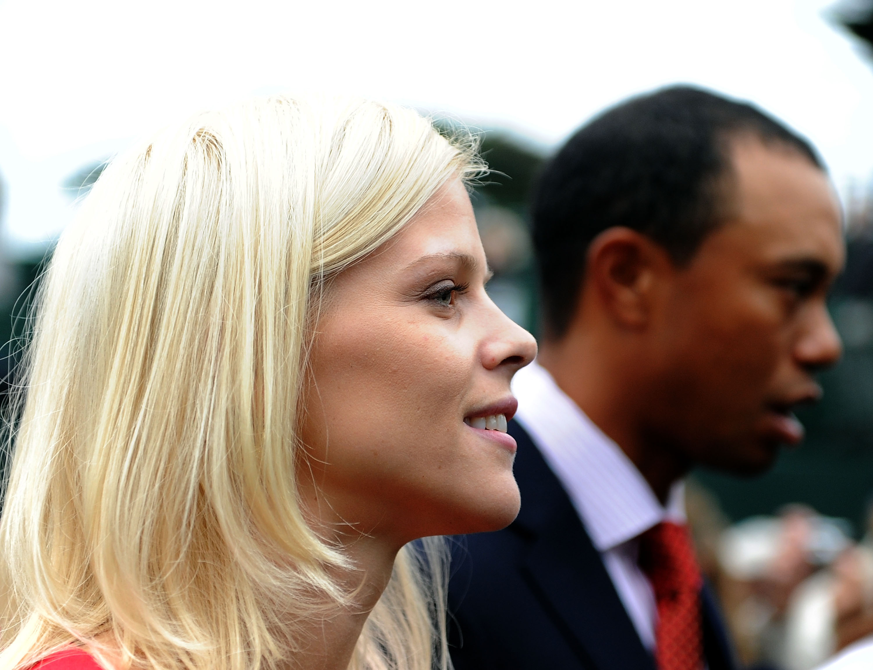 Elin Nordegren y Tiger Woods en el campo de golf Harding Park el 7 de octubre de 2009 | Fuente: Getty Images