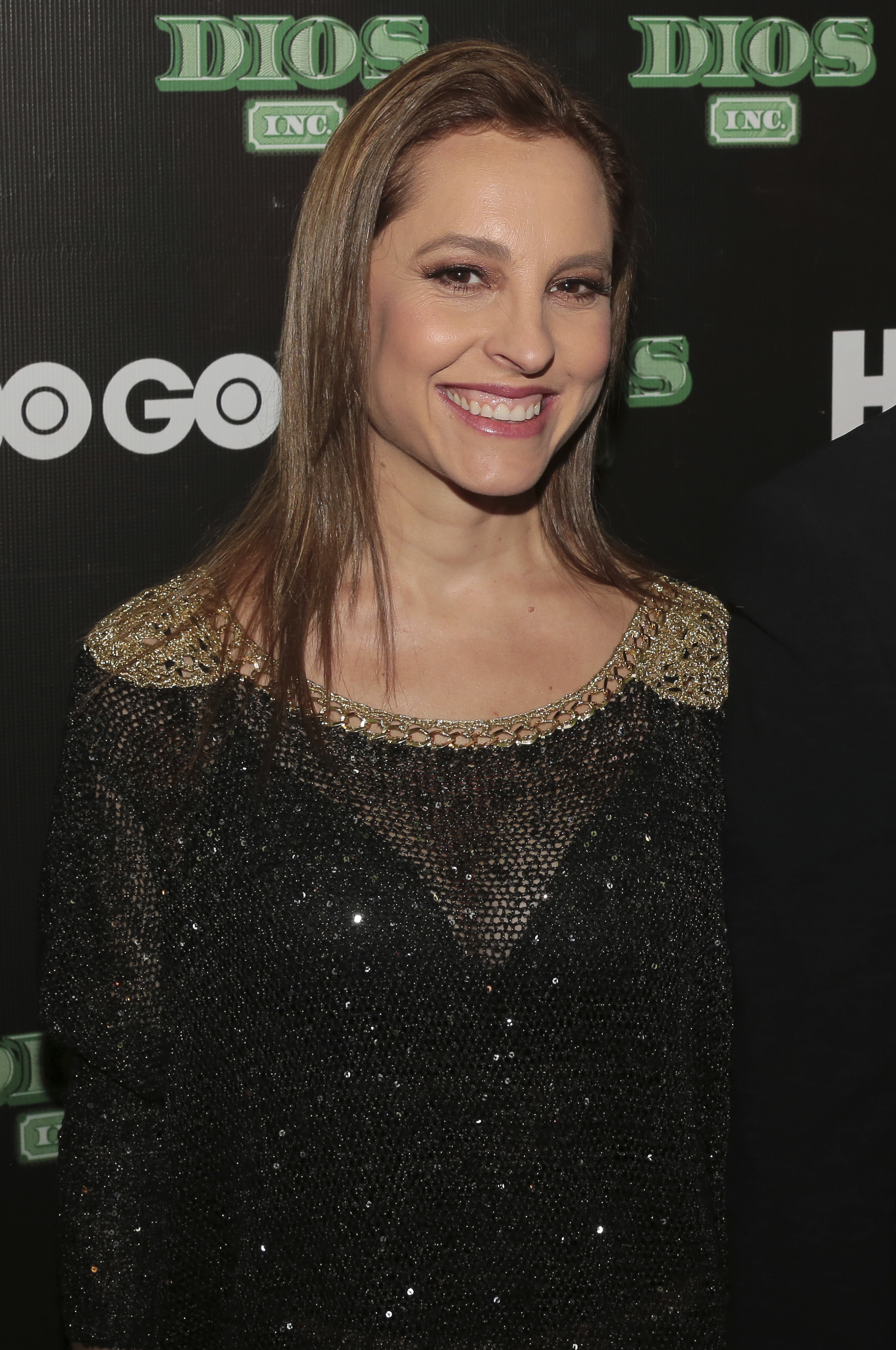 Marina de Tavira posa durante la alfombra roja de la nueva serie de televisión de HBO 'Dios Inc' en el Bar Americana el 13 de enero de 2016 en la Ciudad de México, México.