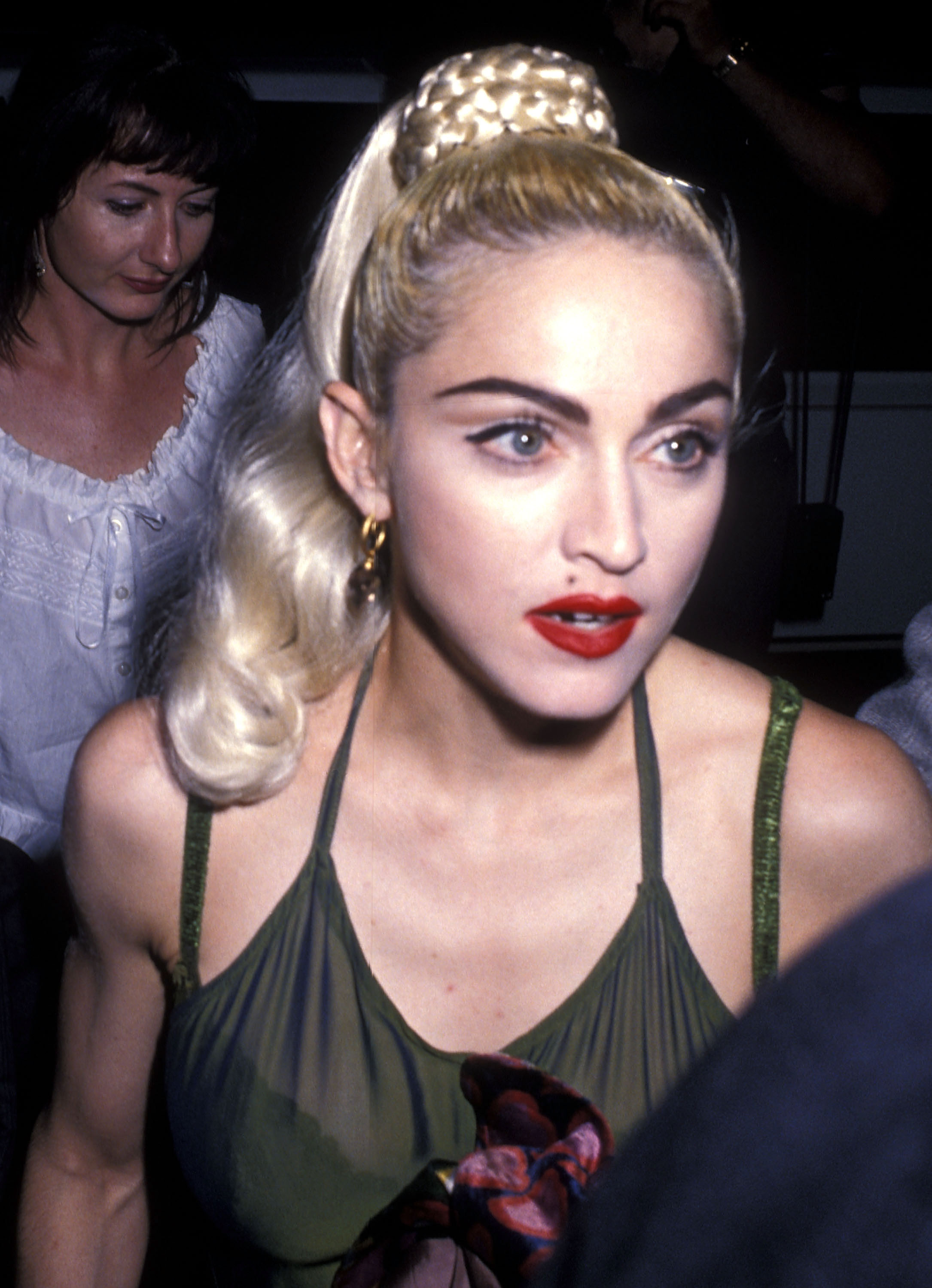 Madonna en la fiesta posterior a su concierto Blond Ambition World Tour en East Rutherford, Nueva Jersey, el 25 de junio de 1990 | Fuente: Getty Images