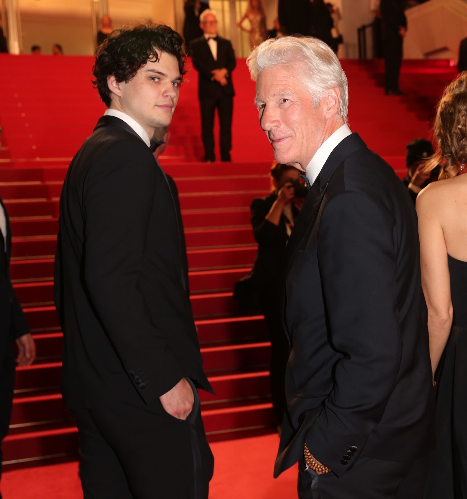 Homer James Jigme y Richard Gere en la alfombra roja de "Oh, Canada" durante la 77ª edición del Festival de Cine de Cannes el 17 de mayo de 2024, en Francia | Fuente: Getty Images