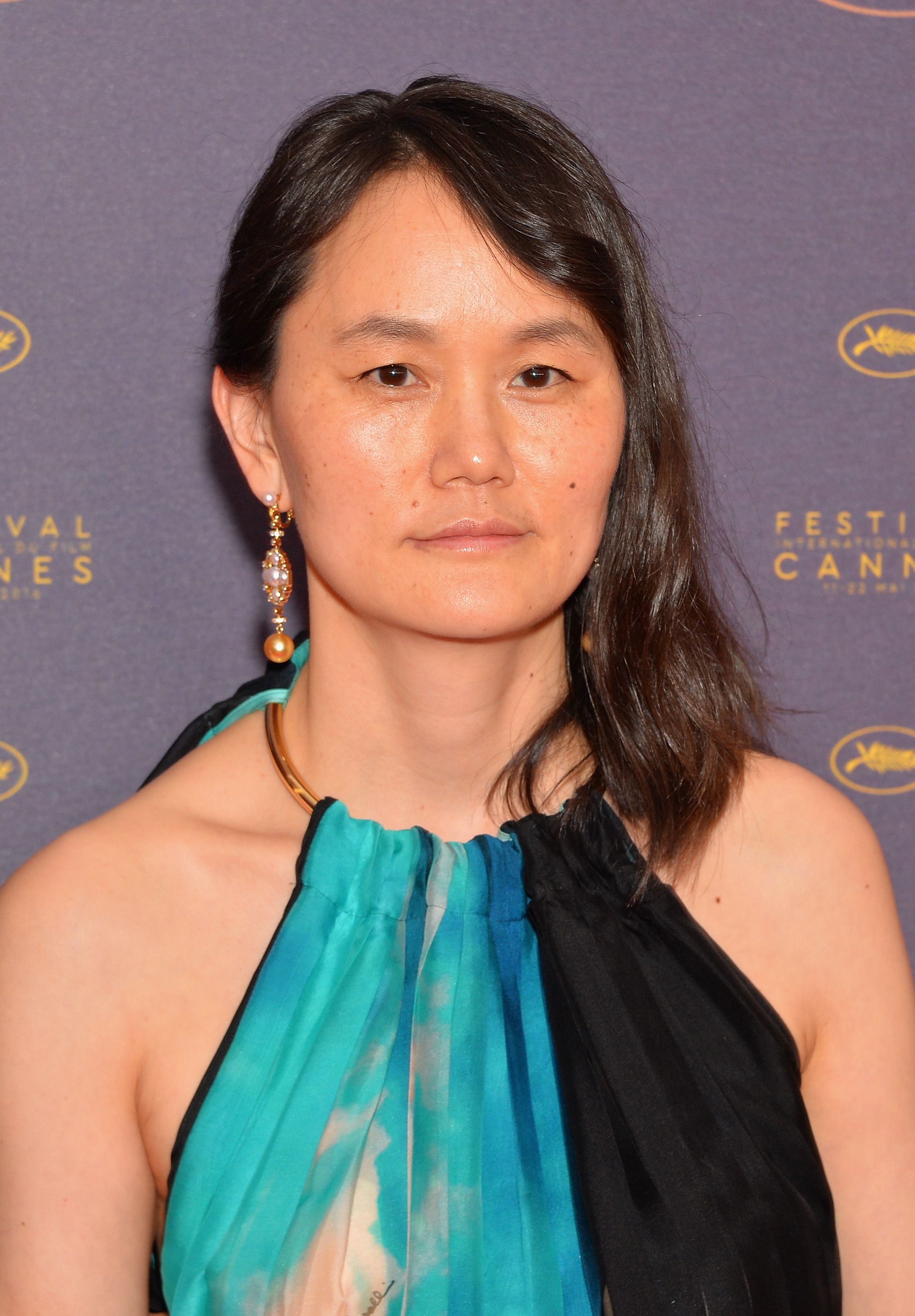 Soon-Yi Previn llega a la Cena de Gala de Inauguración durante la 69ª edición del Festival de Cine de Cannes en Cannes, Francia, el 11 de mayo de 2016. | Fuente: Getty Images