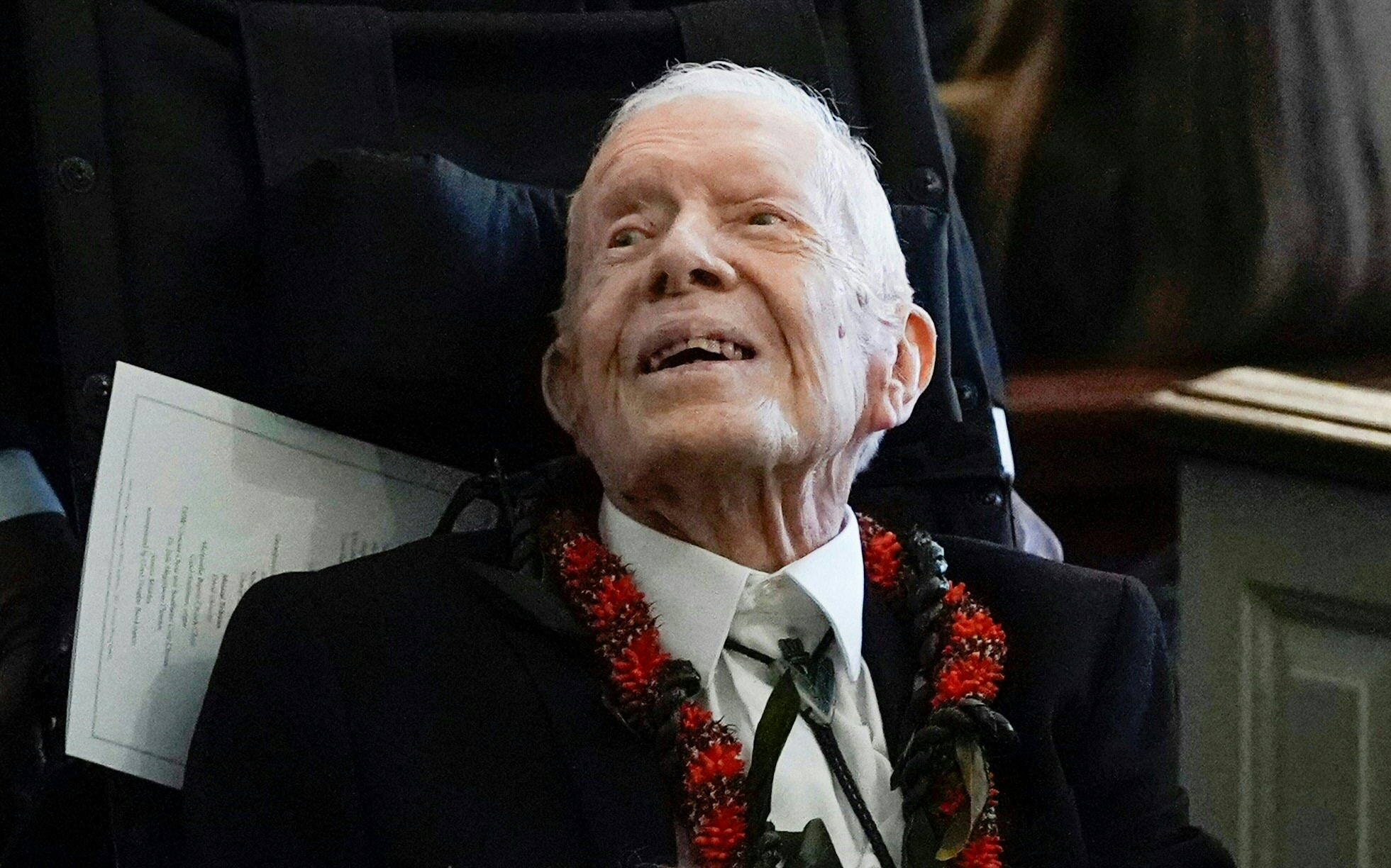 El ex presidente de EE.UU. Jimmy Carter en el funeral de la ex primera dama de EE.UU. Rosalynn Carter en Plains, Georgia, el 29 de noviembre de 2023 | Fuente: Getty Images