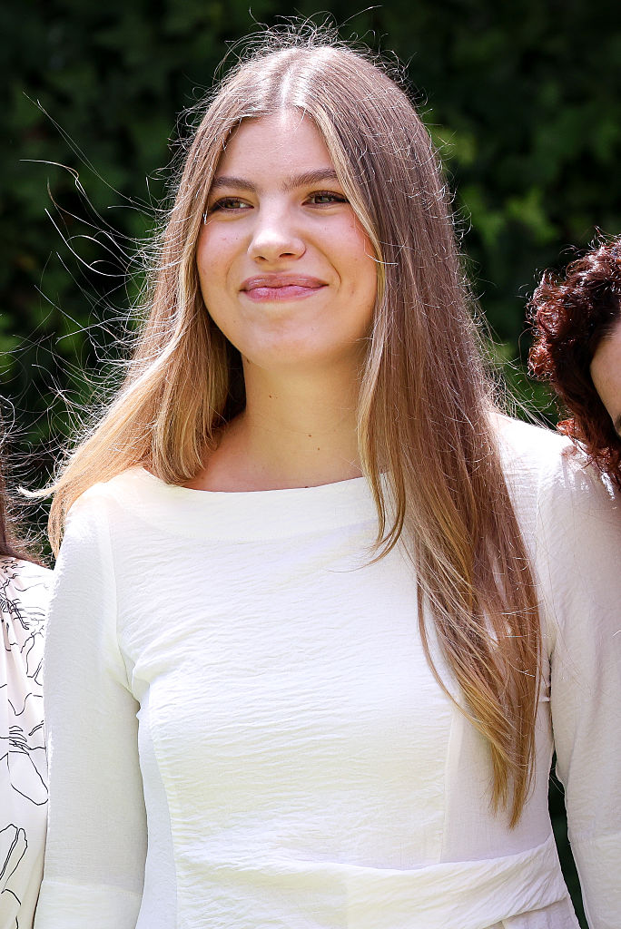 La infanta Sofía de España asiste a una reunión con el consejo asesor joven de la Fundación Princesa de Girona tras la ceremonia de los Premios Princesa de Girona 2026, el 15 de julio de 2026 en Gerona, España. | Fuente: Getty Images