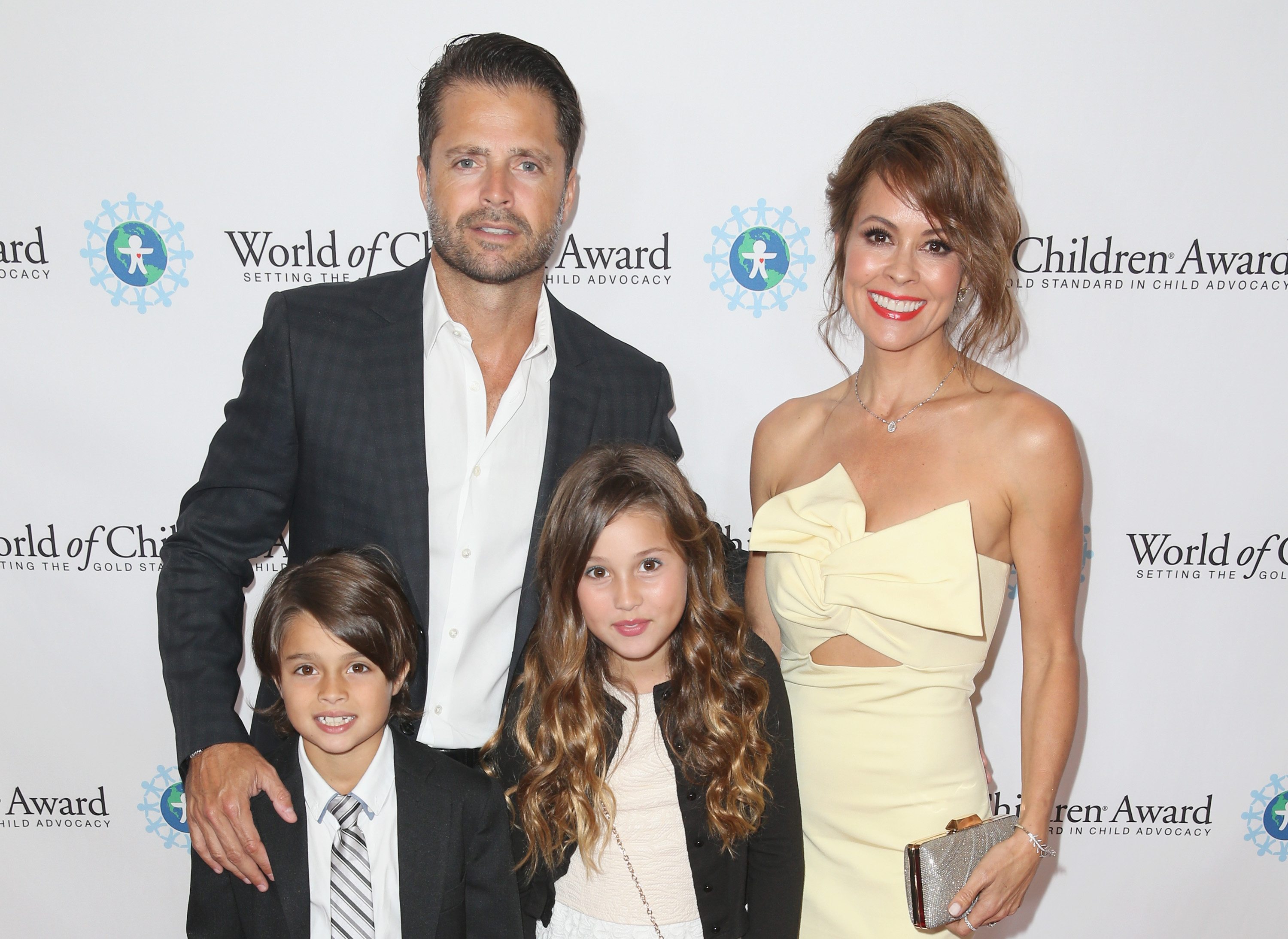 Shaya, David, Rain Charvet y Brooke Burke asisten al World Of Children Award Alumni Honors el 12 de abril de 2016, en Beverly Hills, California | Fuente: Getty Images