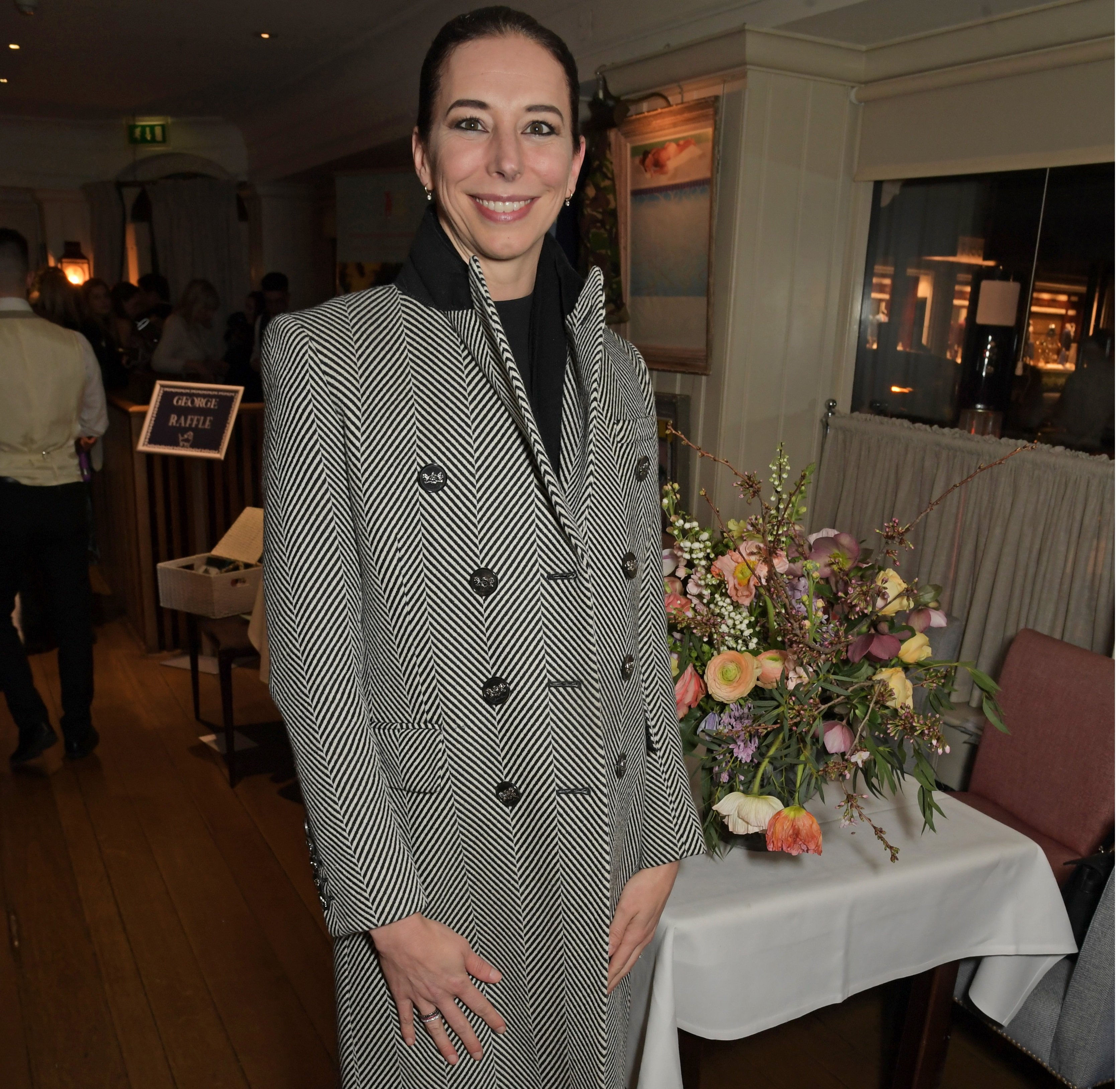 Kristina Blahnik en almuerzo del George Club de Londres en febrero de 2020. | Foto: Getty Images