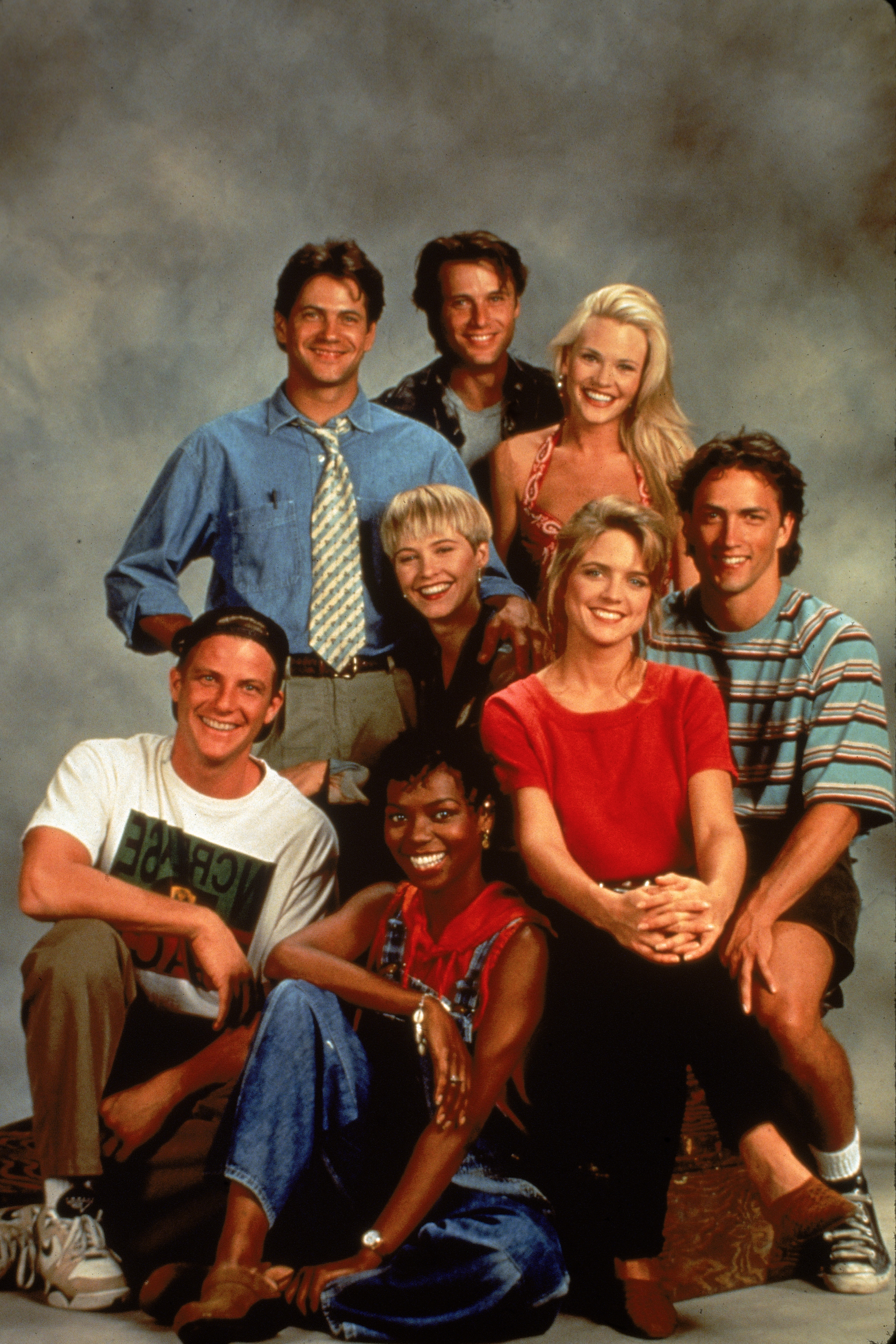 Retrato del reparto de "Melrose Place", circa 1992 | Fuente: Getty Images