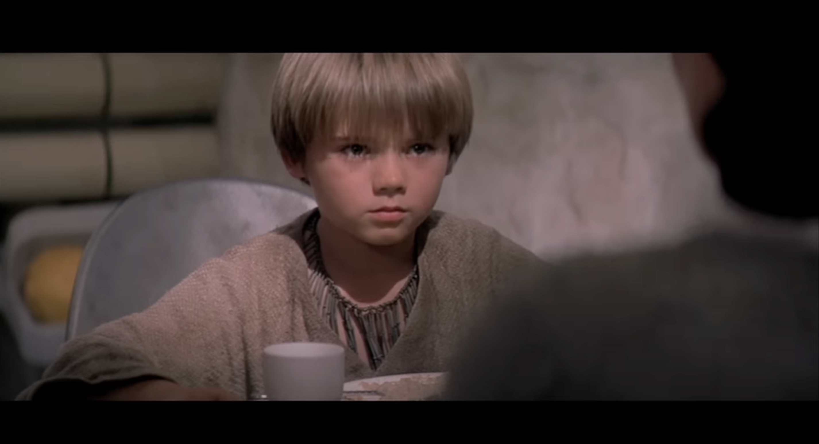 Jake Lloyd como el joven Anakin Skywalker en "Star Wars - Episodio I: La Amenaza Fantasma", en un vídeo publicado el 6 de julio de 2012 | Foto: YouTube/StarWars