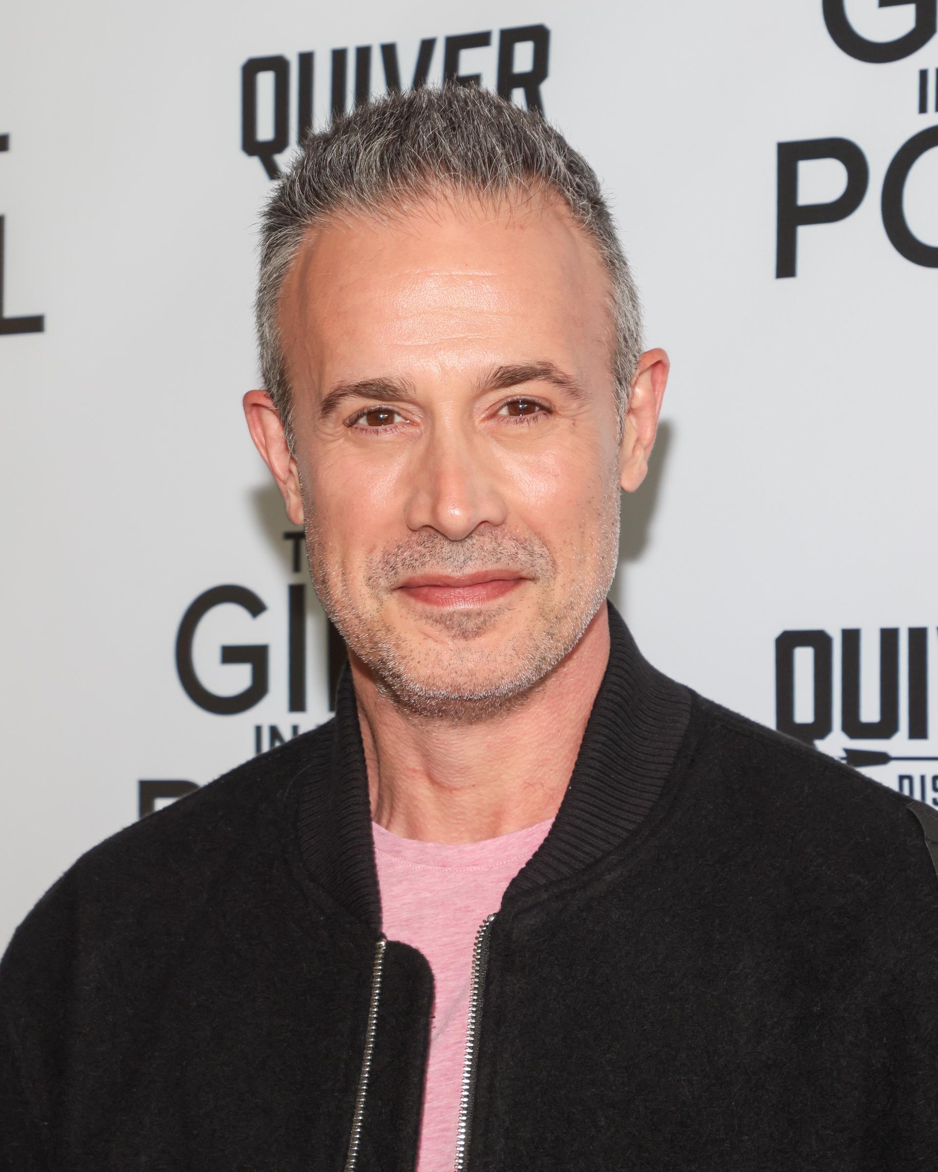 Freddie Prinze Jr. en el estreno en Los Ángeles de "La chica de la piscina", 2024 | Fuente: Getty Images