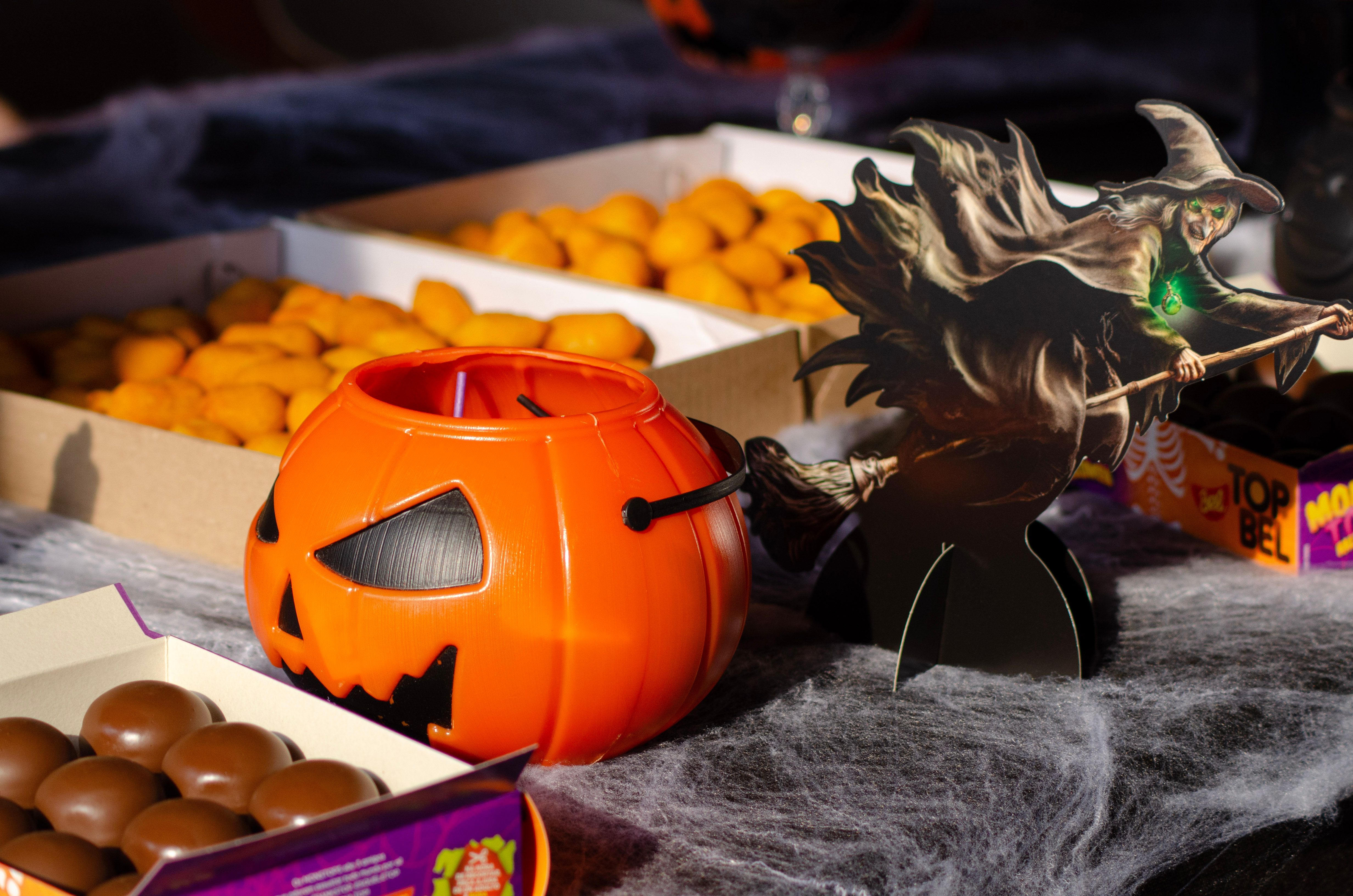 Composición de dulces de Halloween | Fuente: Pexels