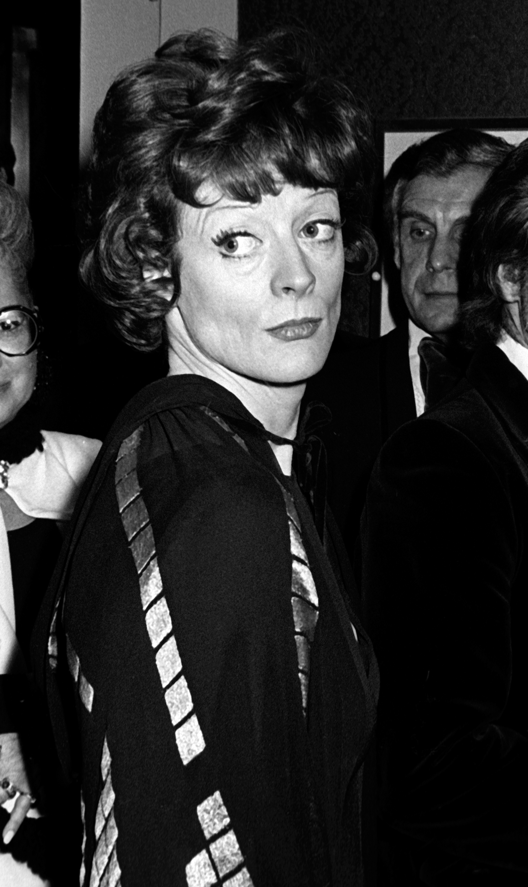 Maggie Smith asiste a la 29ª edición de los Premios Tony el 20 de abril de 1975, en Nueva York | Fuente: Getty Images