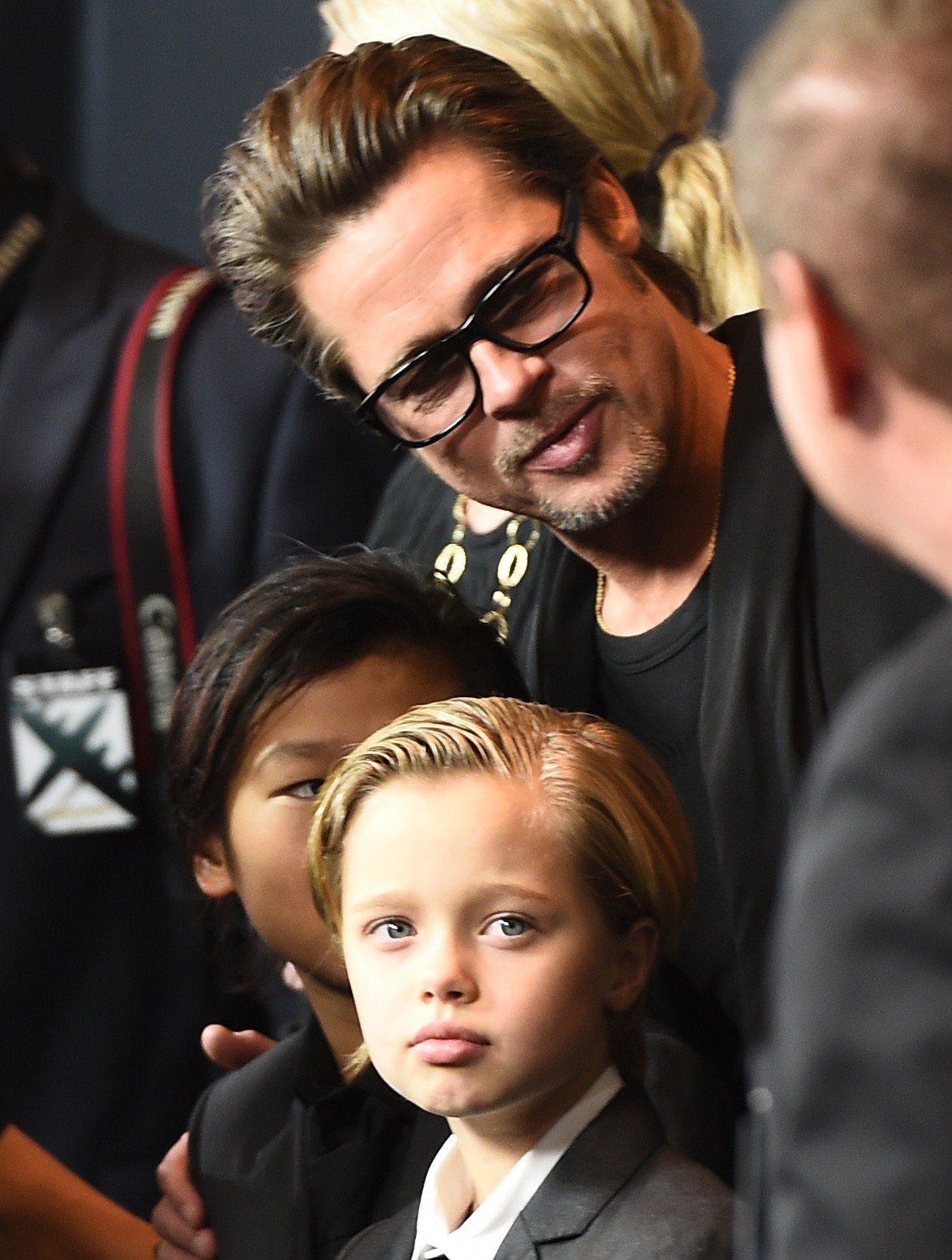 Brad Pitt y Shiloh Jolie-Pitt asisten al estreno de "Unbroken" el 15 de diciembre de 2014 | Fuente: Getty Images