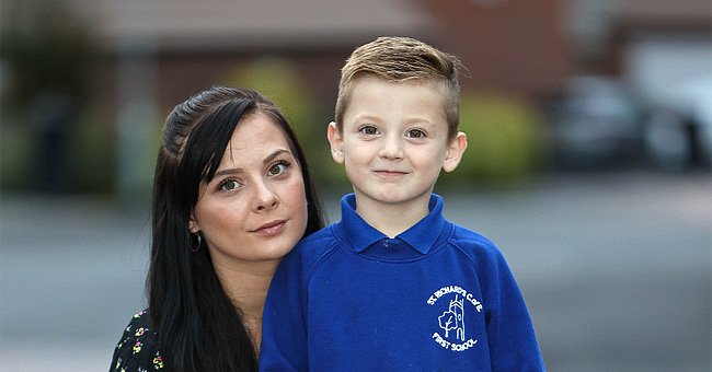 Katrina Summers y su hijo Alfie. | Foto: twitter.com/DailyMirror