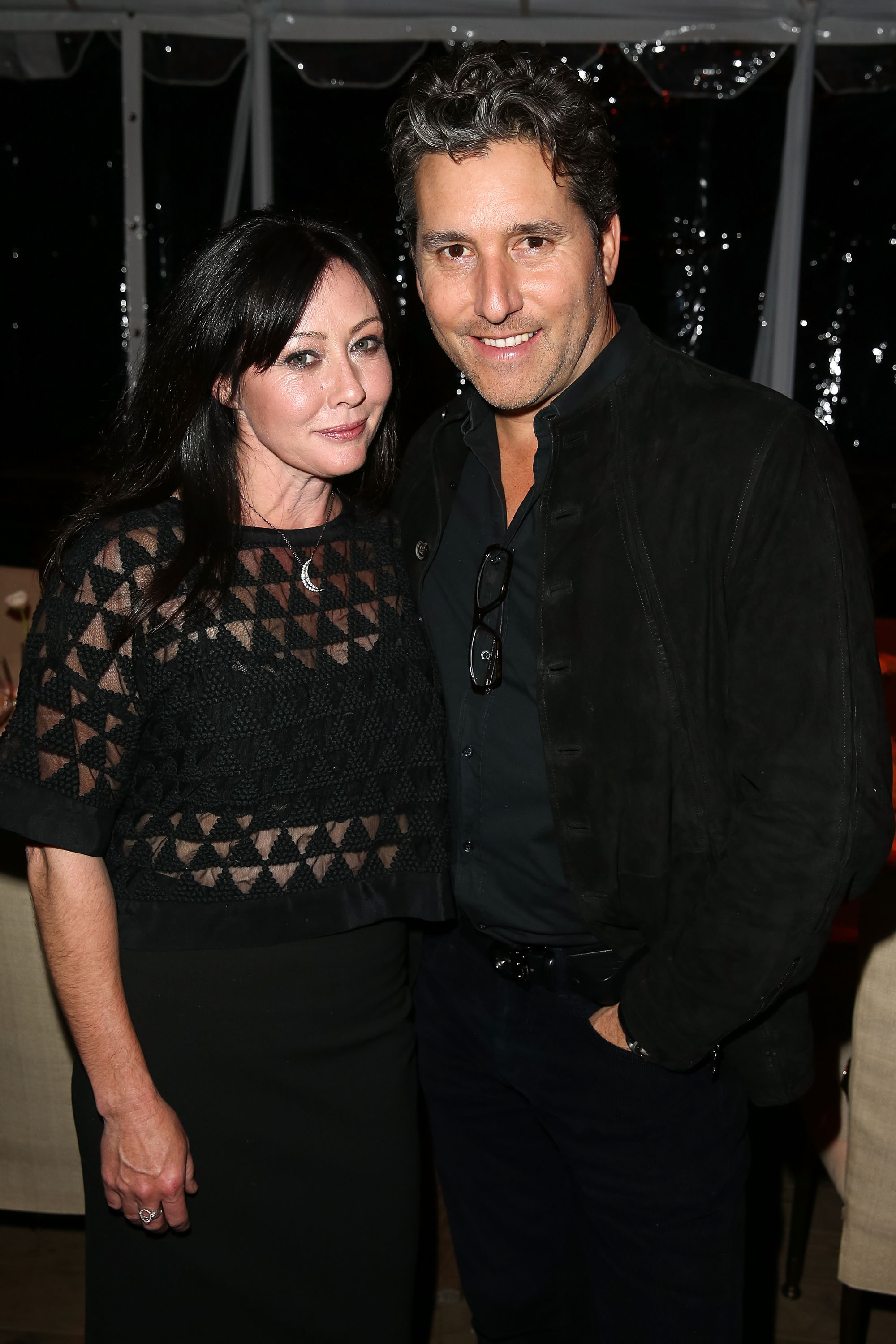 Shannen Doherty y Chris Cortazzo en Nobu Malibu el 15 de diciembre de 2014, en Malibú, California | Fuente: Getty Images