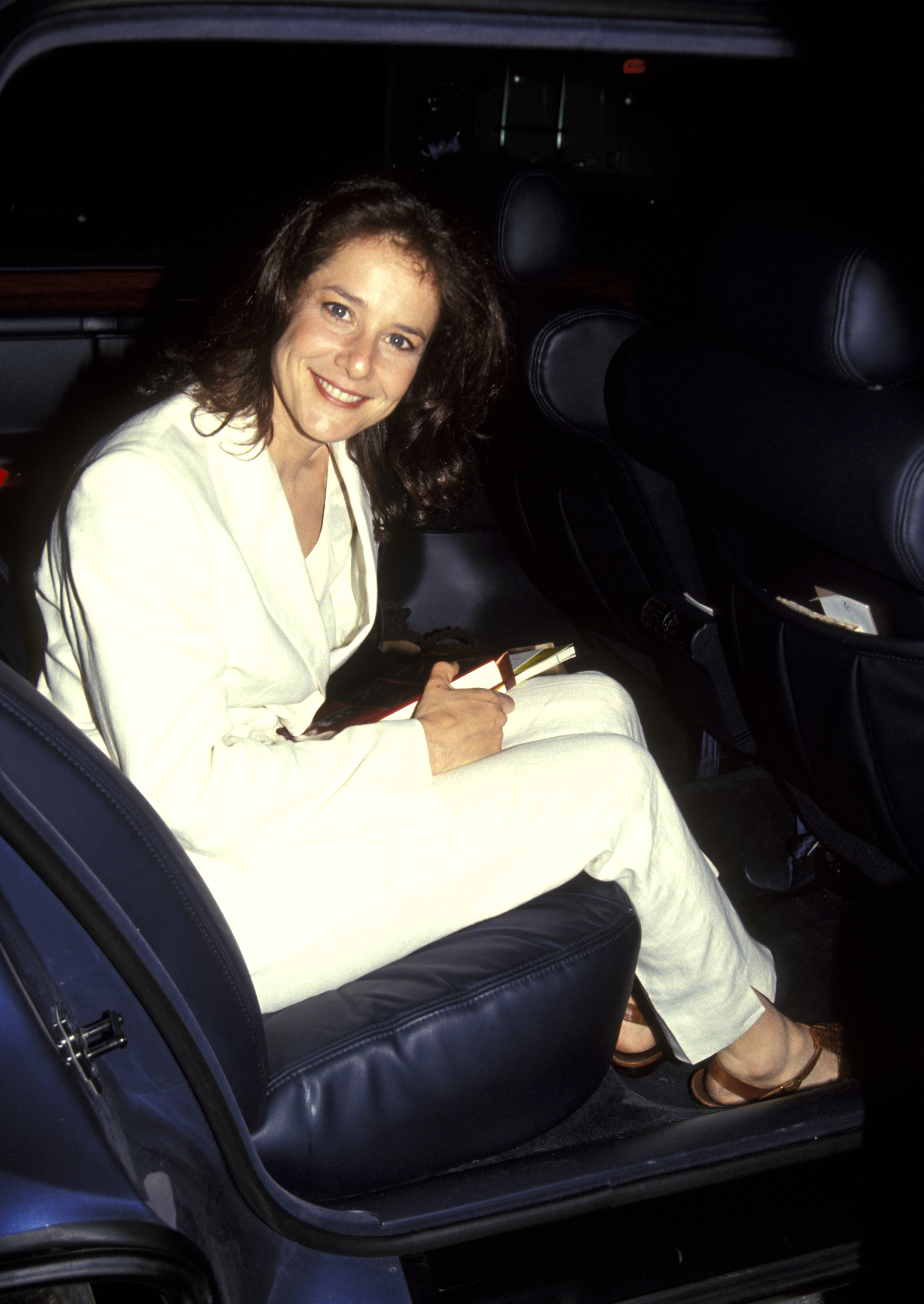 Debra Winger durante la gala benéfica de la New World Symphony el 20 de abril de 1995 en Miami Beach, California. | Fuente: Getty Images