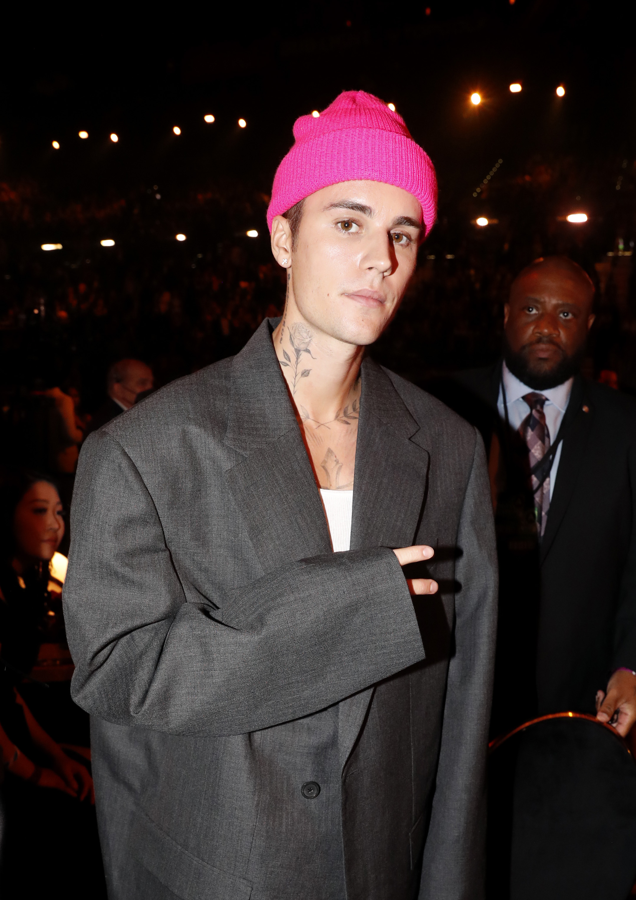 Justin Bieber asiste a la 64ª edición de los premios GRAMMY en Las Vegas, Nevada, el 3 de abril de 2022. | Fuente: Getty Images