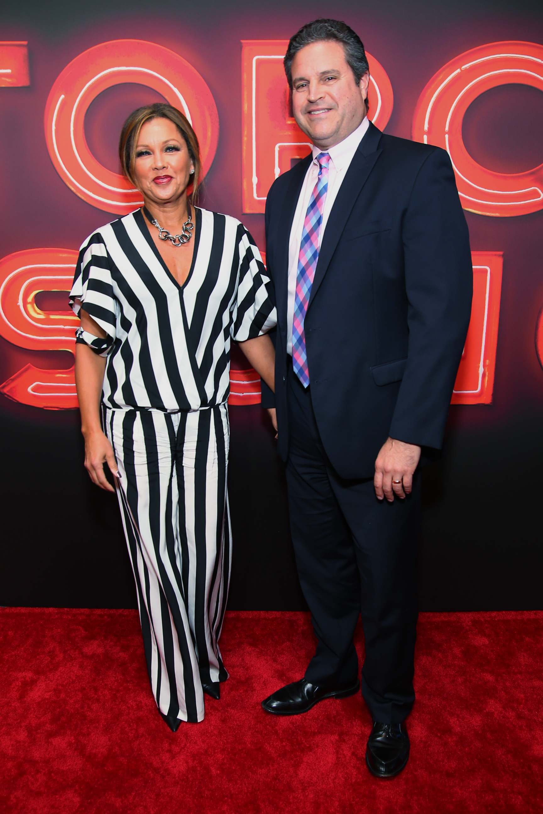 Vanessa Williams y Jim Skrip en el estreno en Broadway de "Torch Song" en Nueva York el 1 de noviembre de 2018 | Foto: Getty Images
