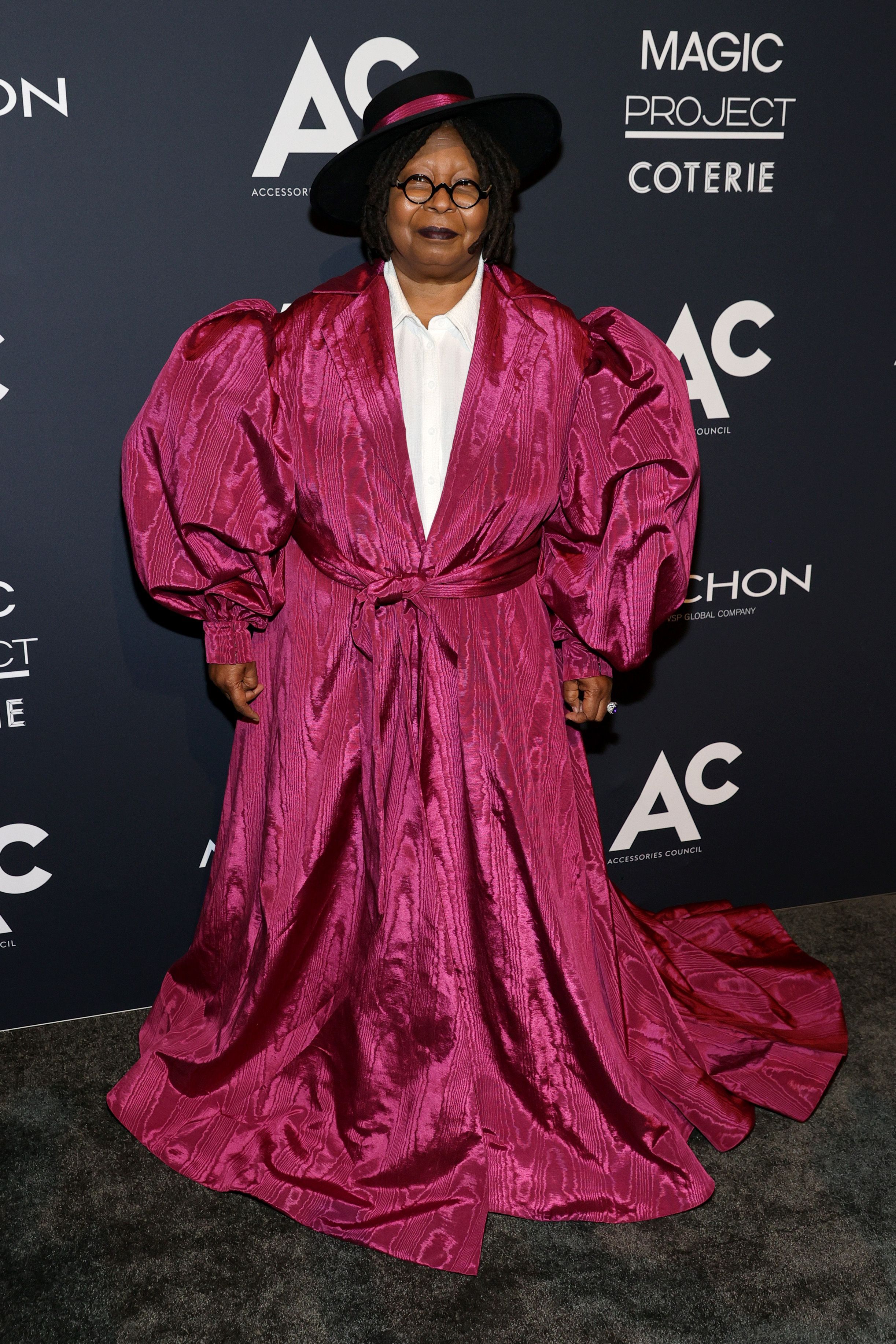 Whoopi Goldberg asiste a los Premios ACE 2021 en Cipriani 42nd Street el 02 de noviembre de 2021, en Nueva York | Fuente: Getty Images