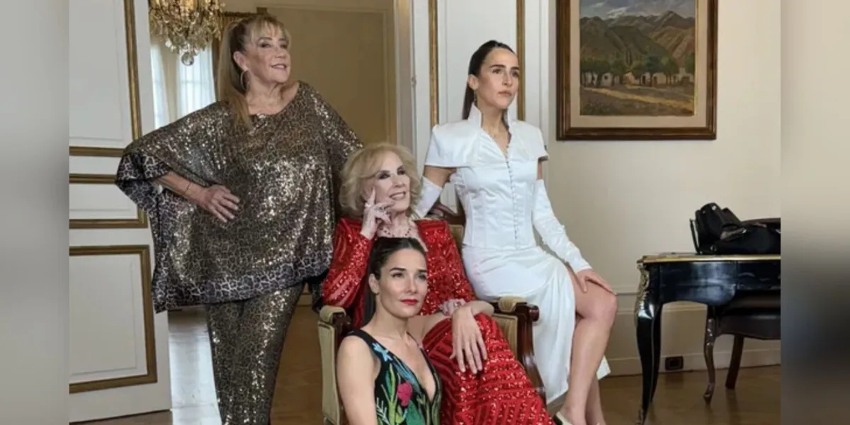 Marcela Tinayre, Juana Viale, Mirtha Legrand y Ámbar de Benedictis | Fuente: Instagram/jujuyalmomento