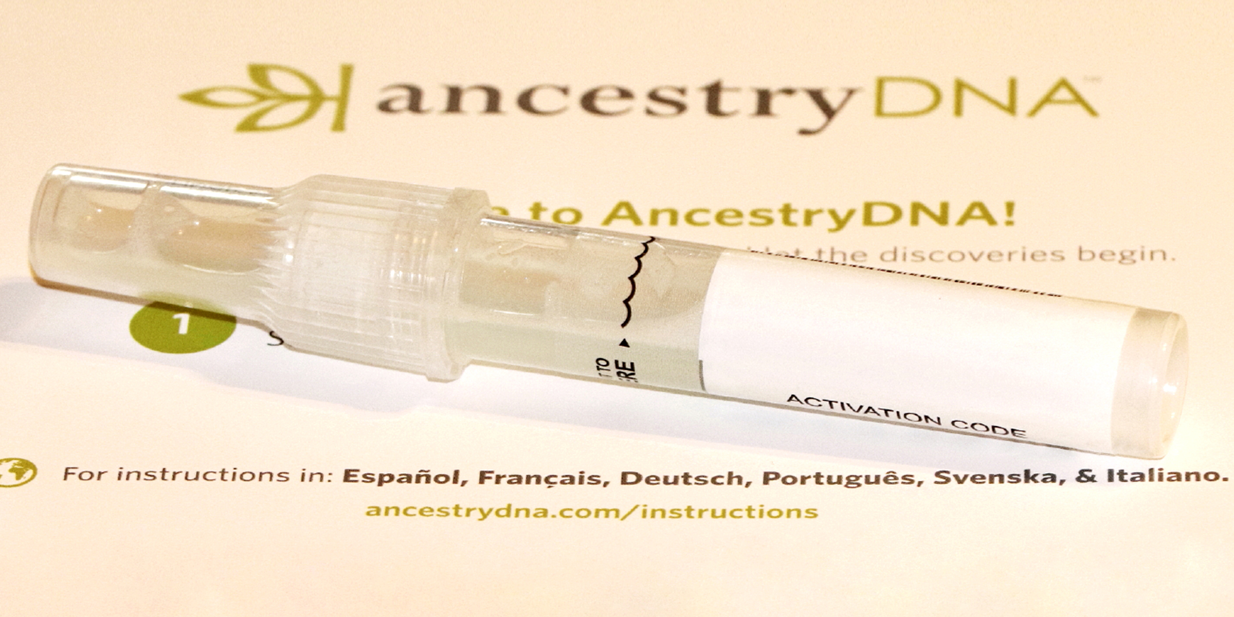 Un kit de pruebas de ADN. | Foto: Flickr.com/Lisa Zins (CC BY 2.0)