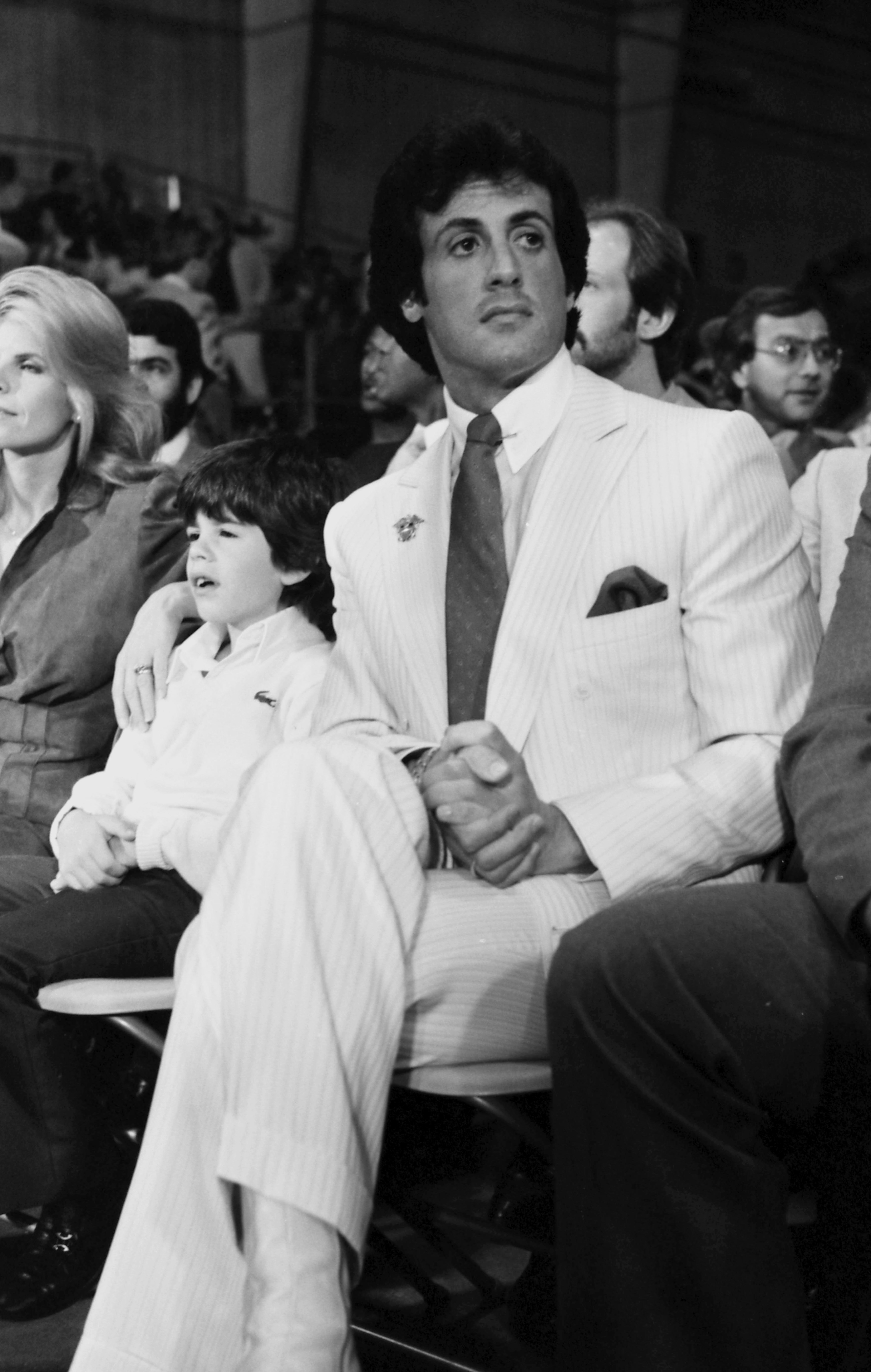 Sylvester Stallone, Sasha Czack y Sage Stallone el 30 de octubre de 1982 | Fuente: Getty Images