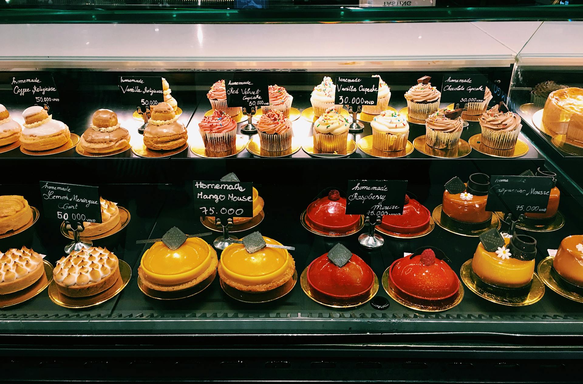 Pasteles en una pastelería | Fuente: Pexels