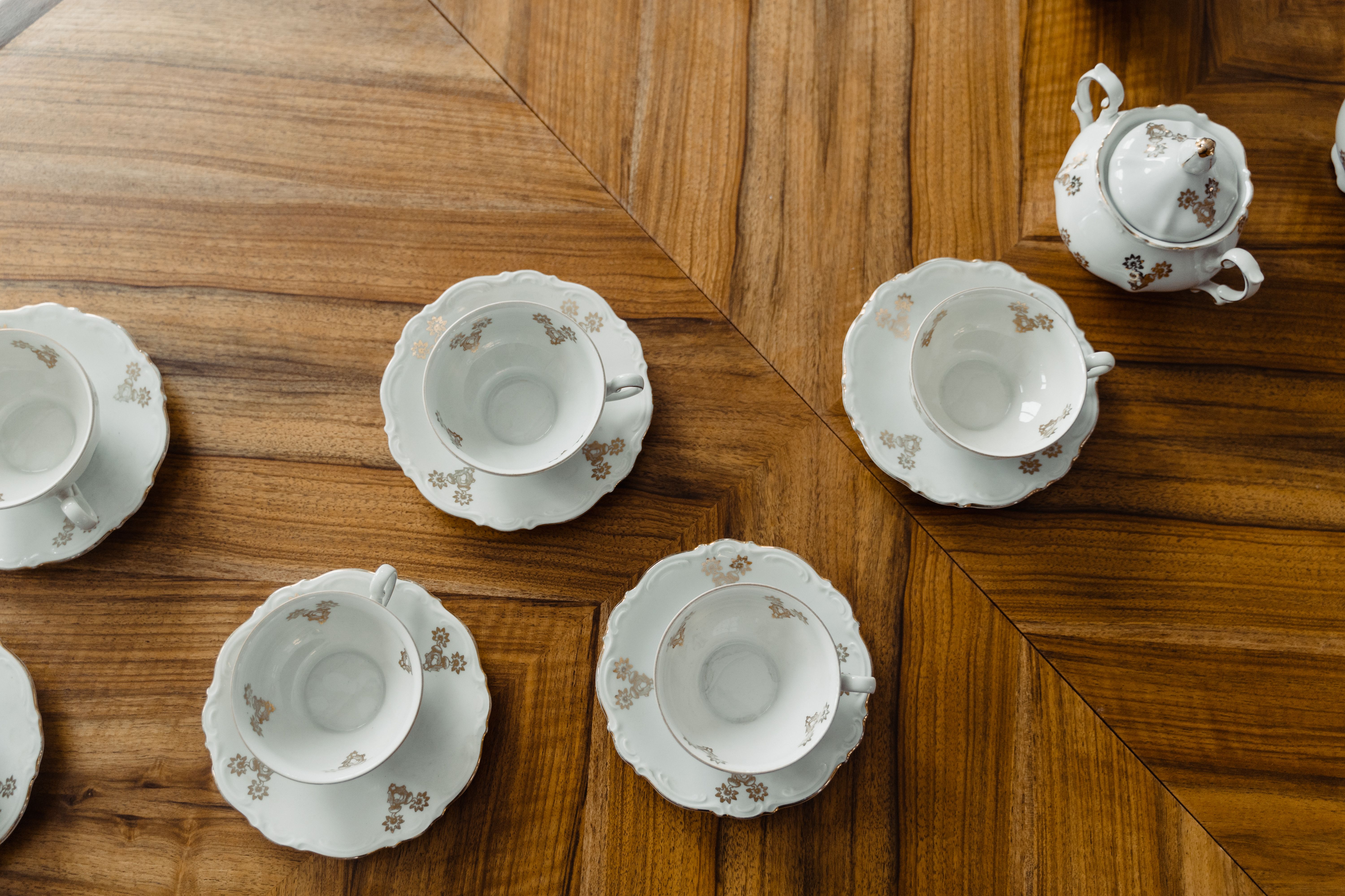 Una colección de tazas de té | Fuente: Pexels