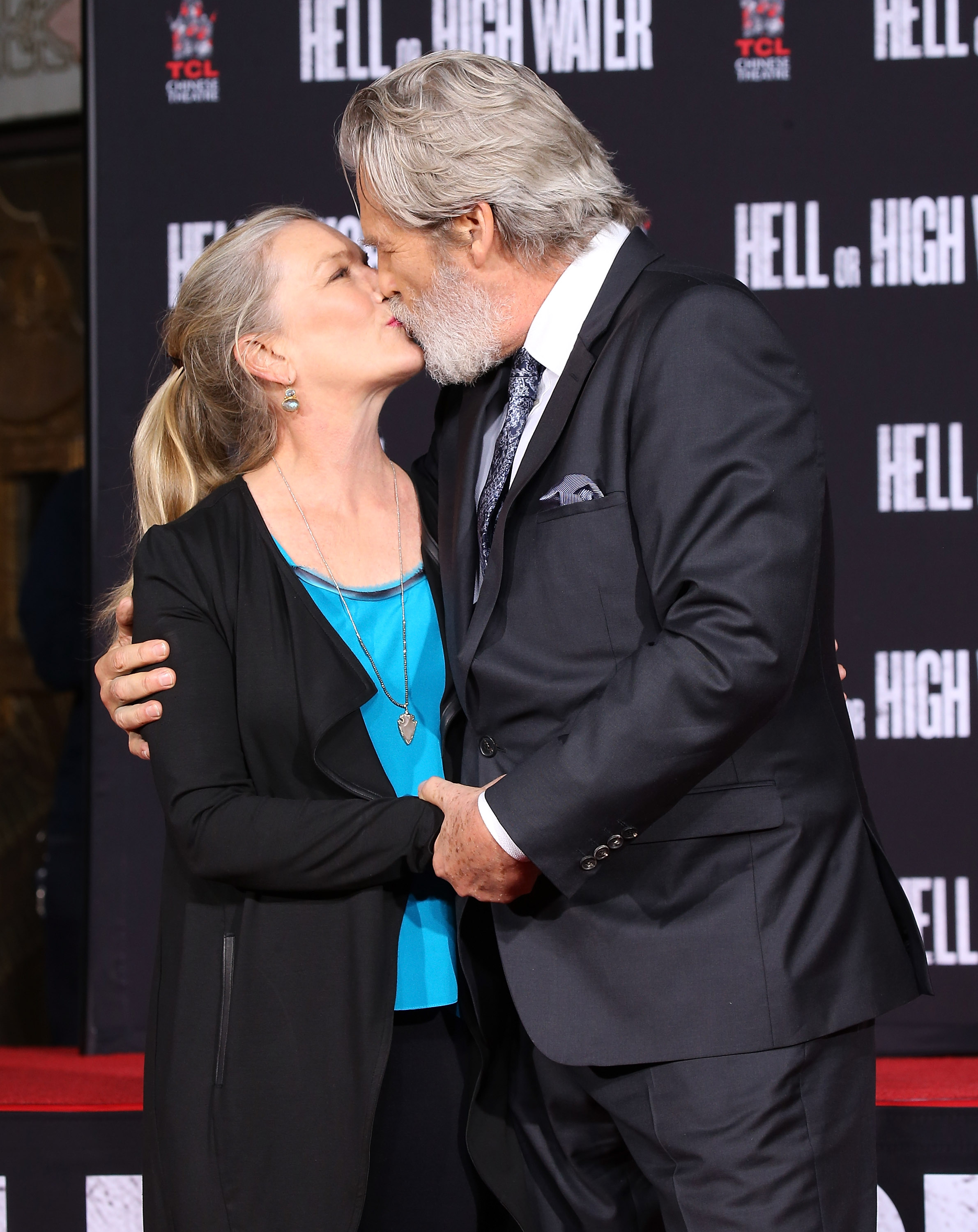 Susan y Jeff Bridges en la Hand & Footprint Ceremony en honor a Jeff el 6 de enero de 2017, en Hollywood, California | Fuente: Getty Images