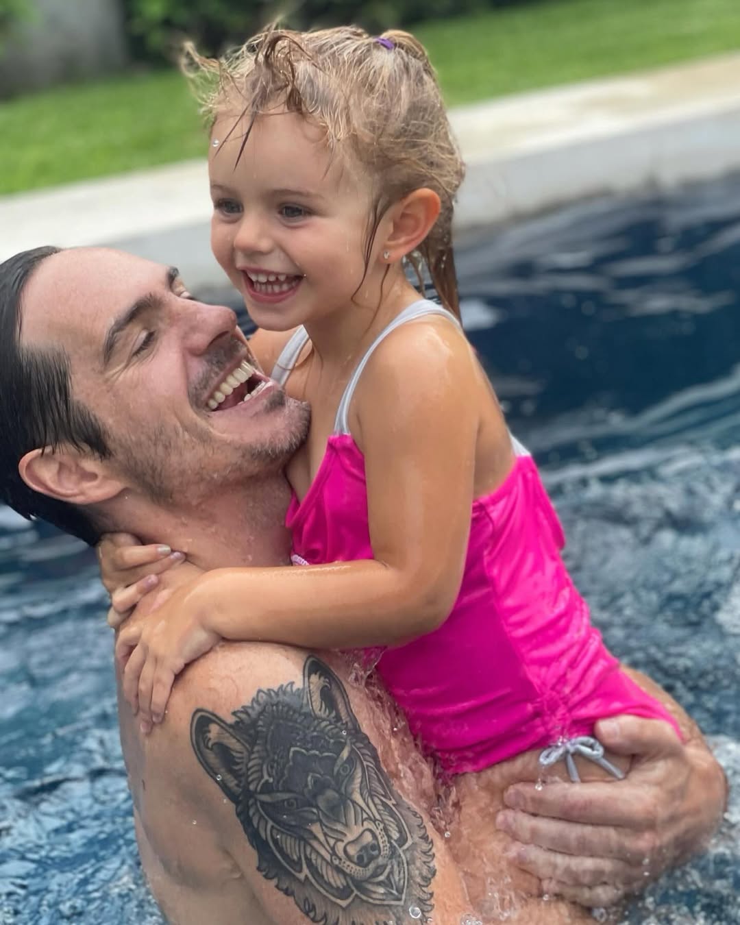 Mauricio Ochmann compartiendo junto a su hija Kailani | Fuente: Instagram/mauochmann