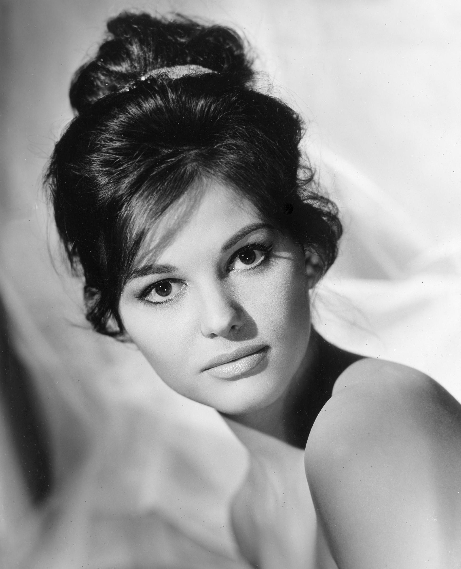 Claudia Cardinale en el plató de "Arriba y abajo", 1959 | Fuente: Getty Images