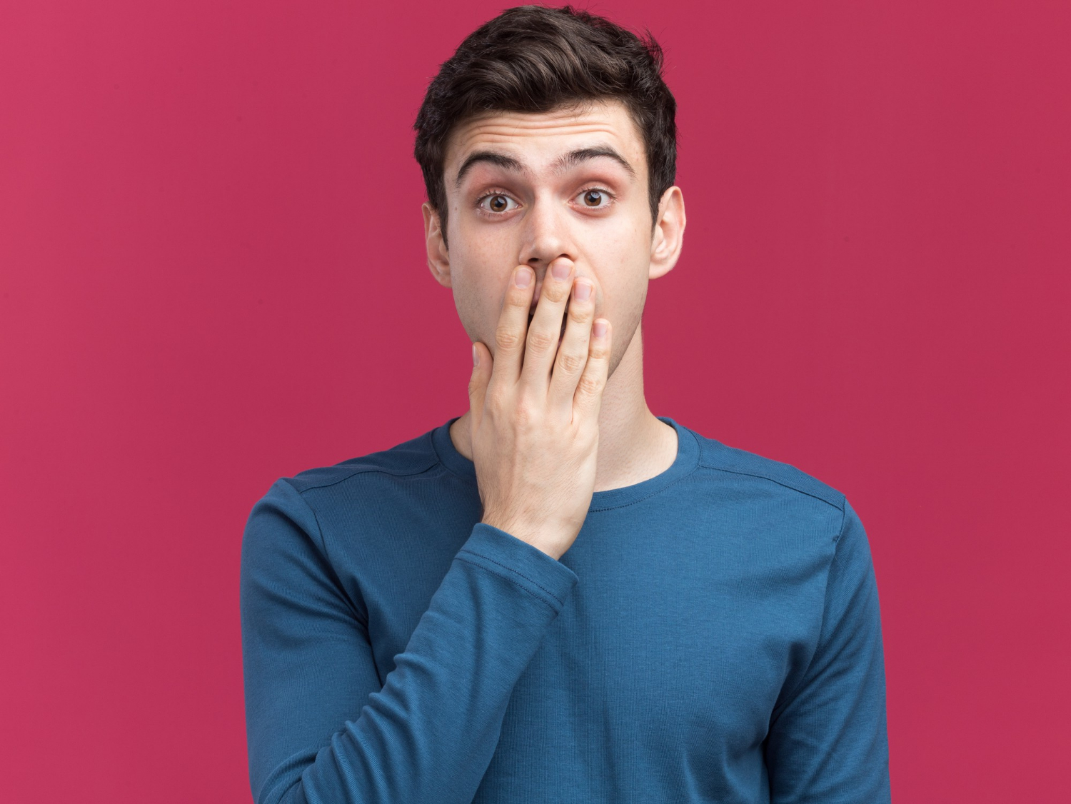 Un hombre asustado | Fuente: Freepik