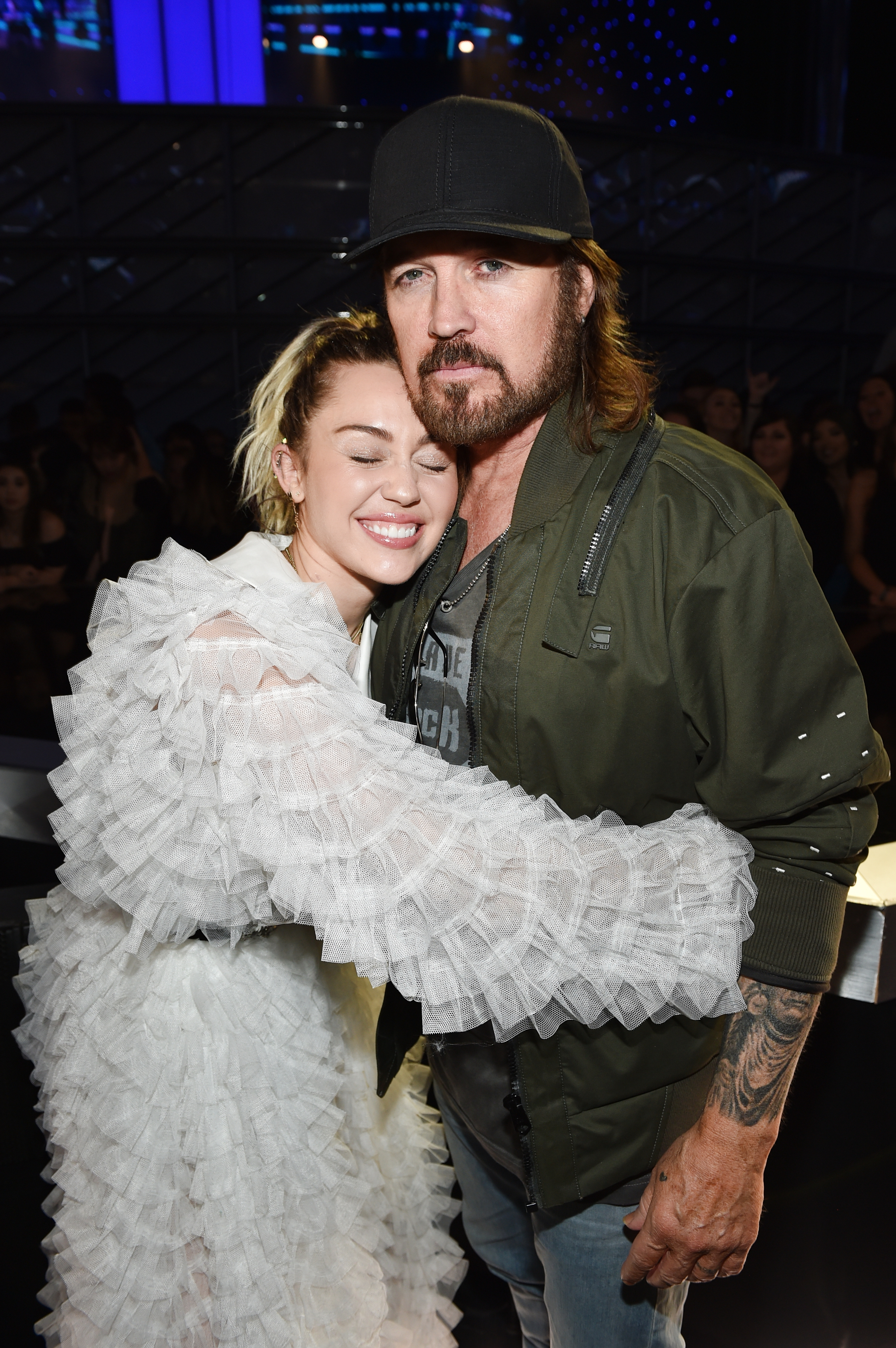 Miley Cyrus y su padre Billy Ray Cyrus asisten a los Premios Billboard de la Música 2017 el 21 de mayo de 2017 en Las Vegas, Nevada | Foto: Getty Images