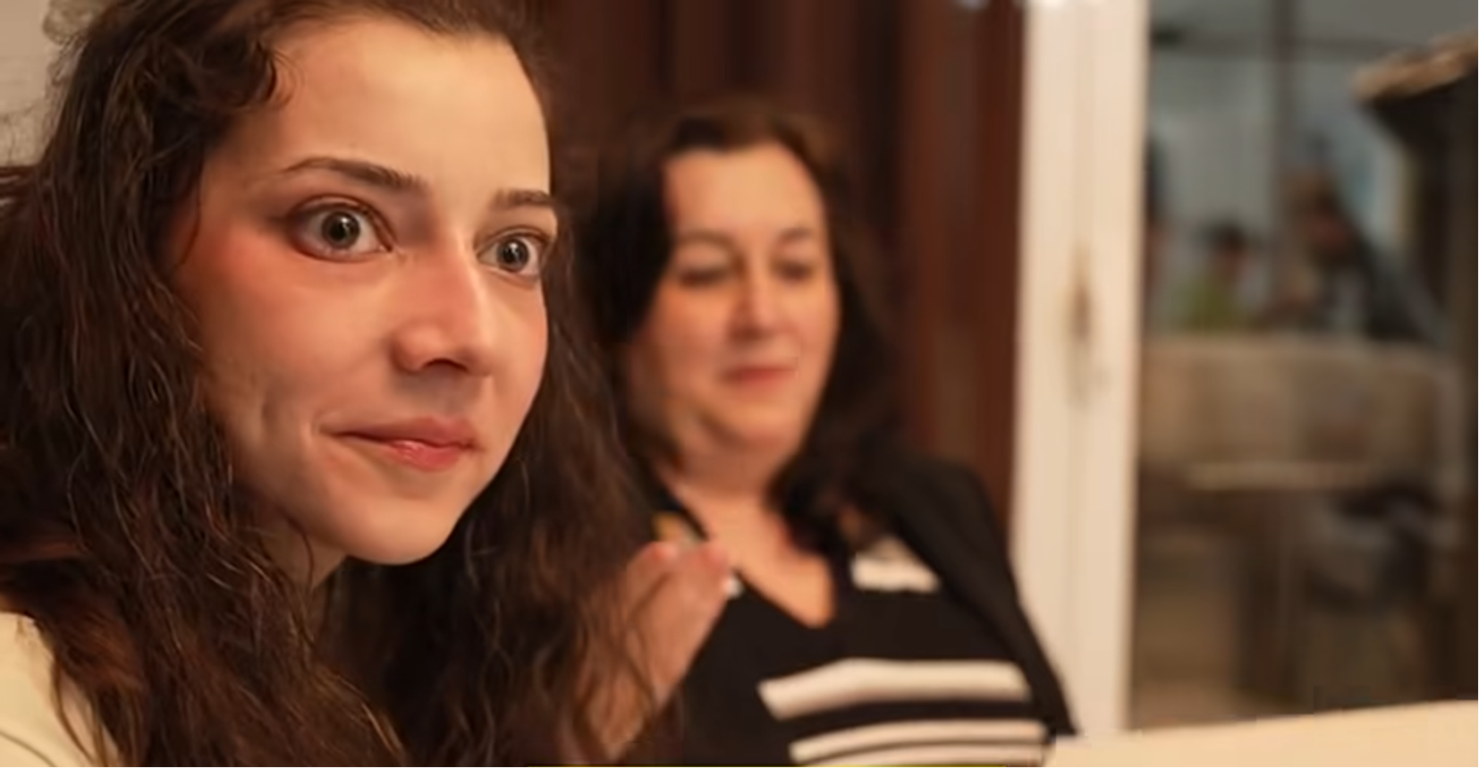 Noelia Castillo Ramos junto a su madre, Yolanda Ramos, otorgando una entrevista | Fuente: Facebook/Antena 3 Noticias