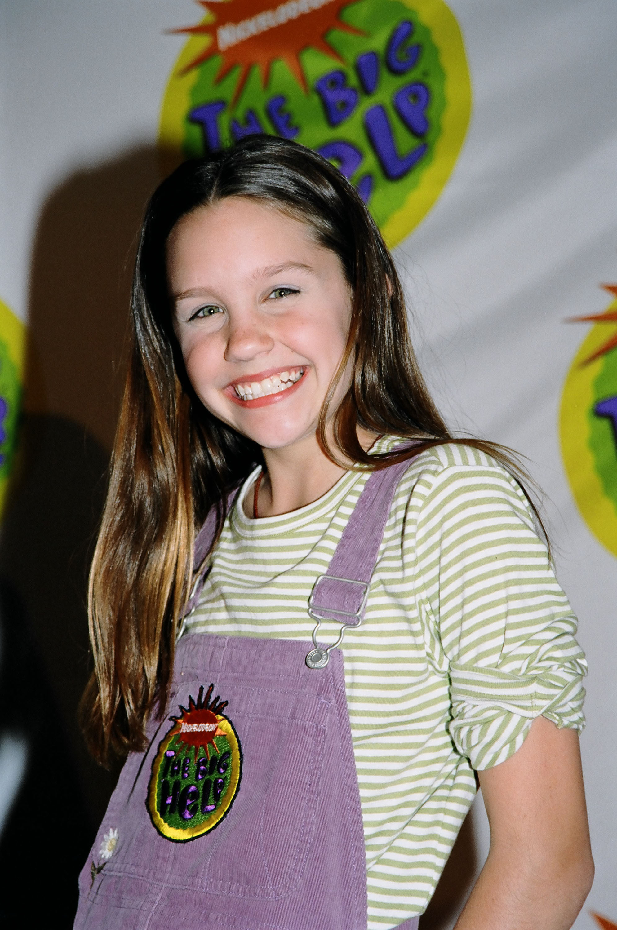 Amanda Bynes durante el evento Big Help de Nickelodeon en 1998 en Los Ángeles, California. | Fuente: Getty Images