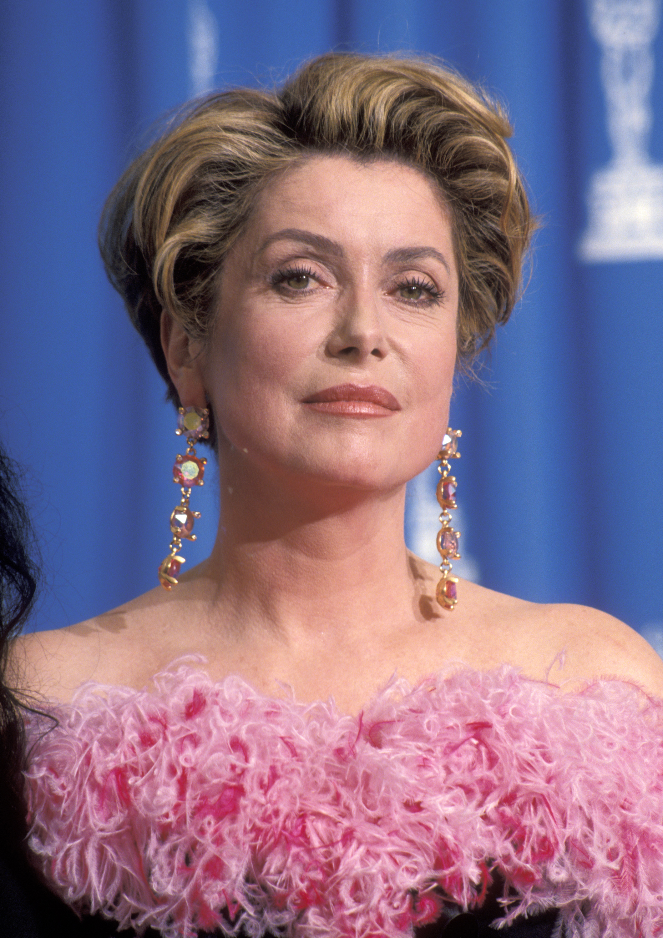 Catherine Deneuve en los 65º Premios Anuales de la Academia el 29 de marzo de 1993, en Los Angeles, California. | Fuente: Getty Images