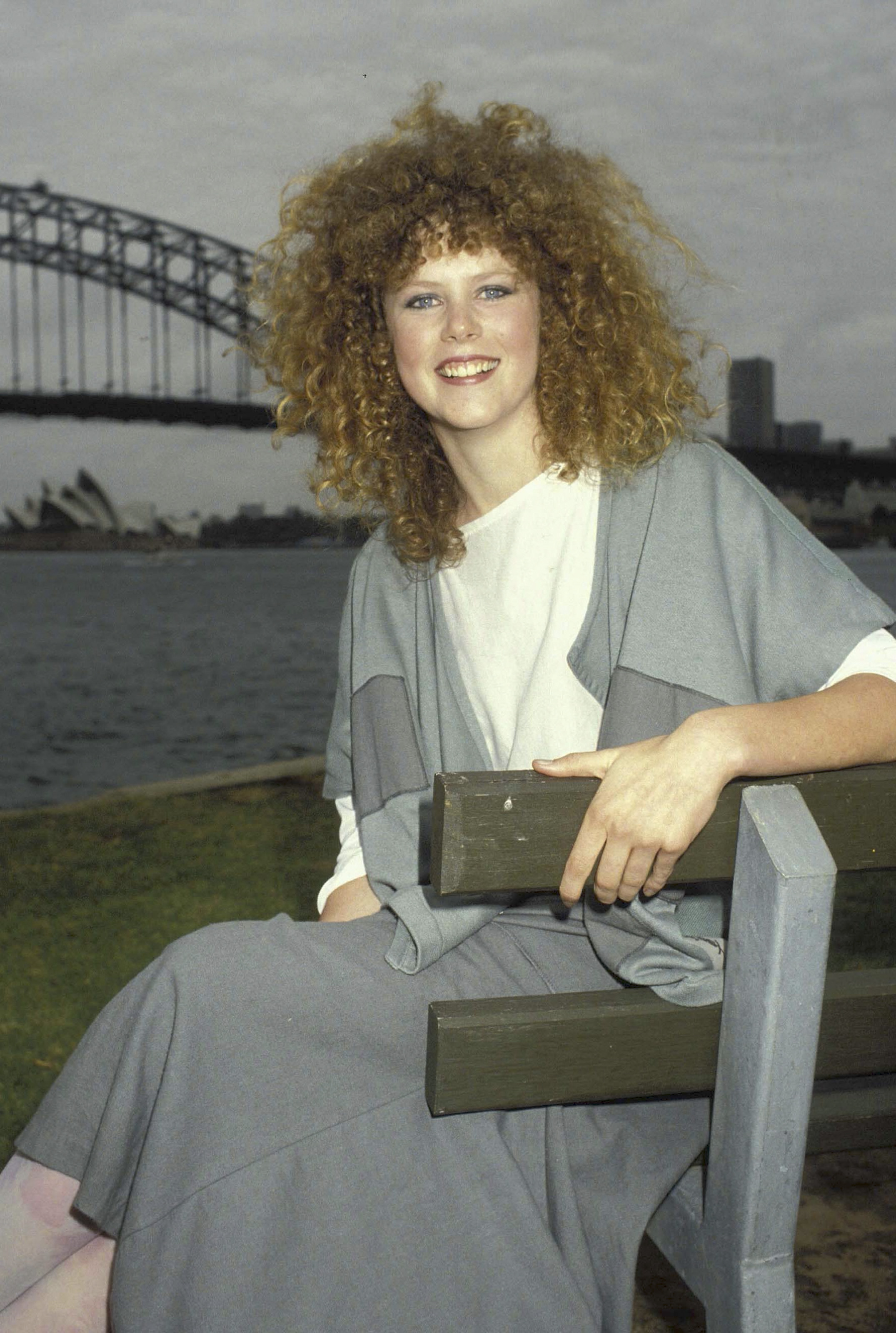 Nicole Kidman posa durante una sesión fotográfica privada en Sidney, Australia, en diciembre de 1983 | Fuente: Getty Images