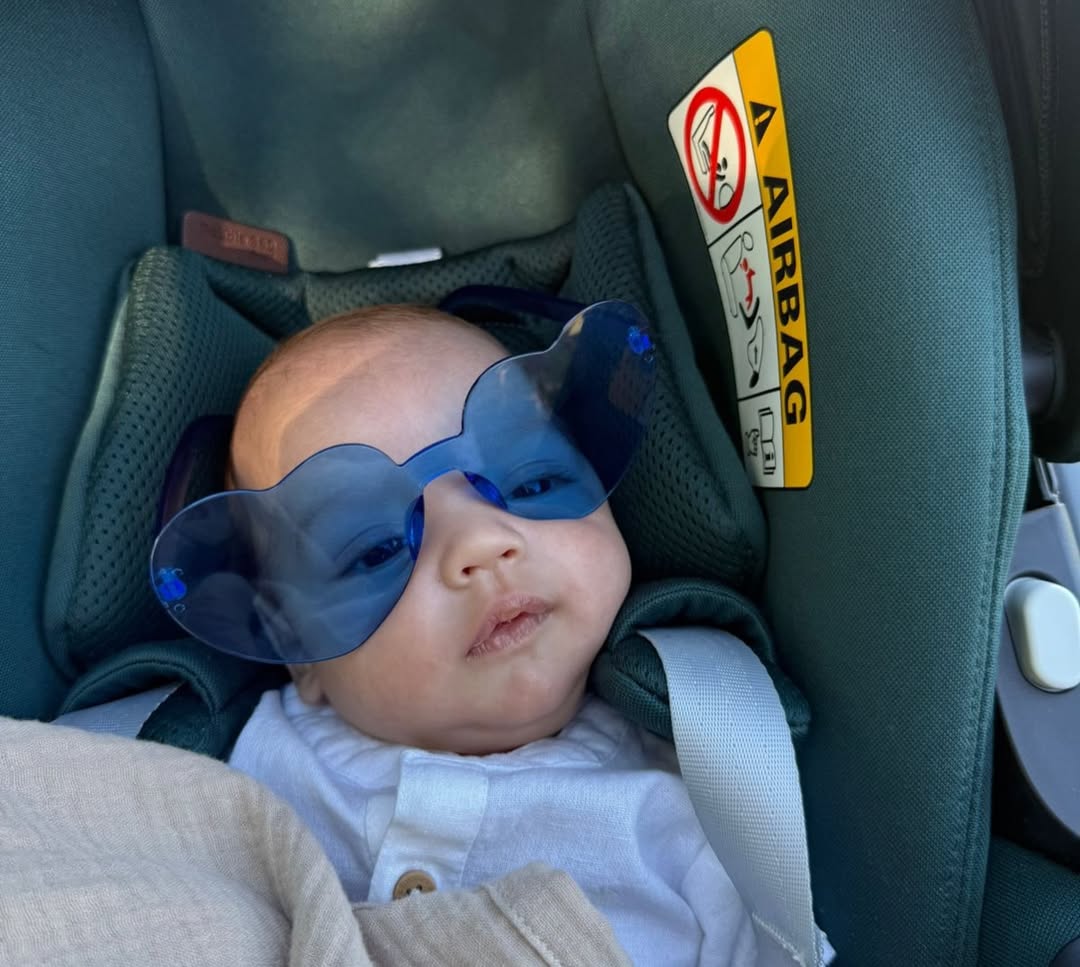 Isidro, hijo de Rocío Marengo, en el rompehielos de Emily Lucius | Fuente: Instagram/marengorocio