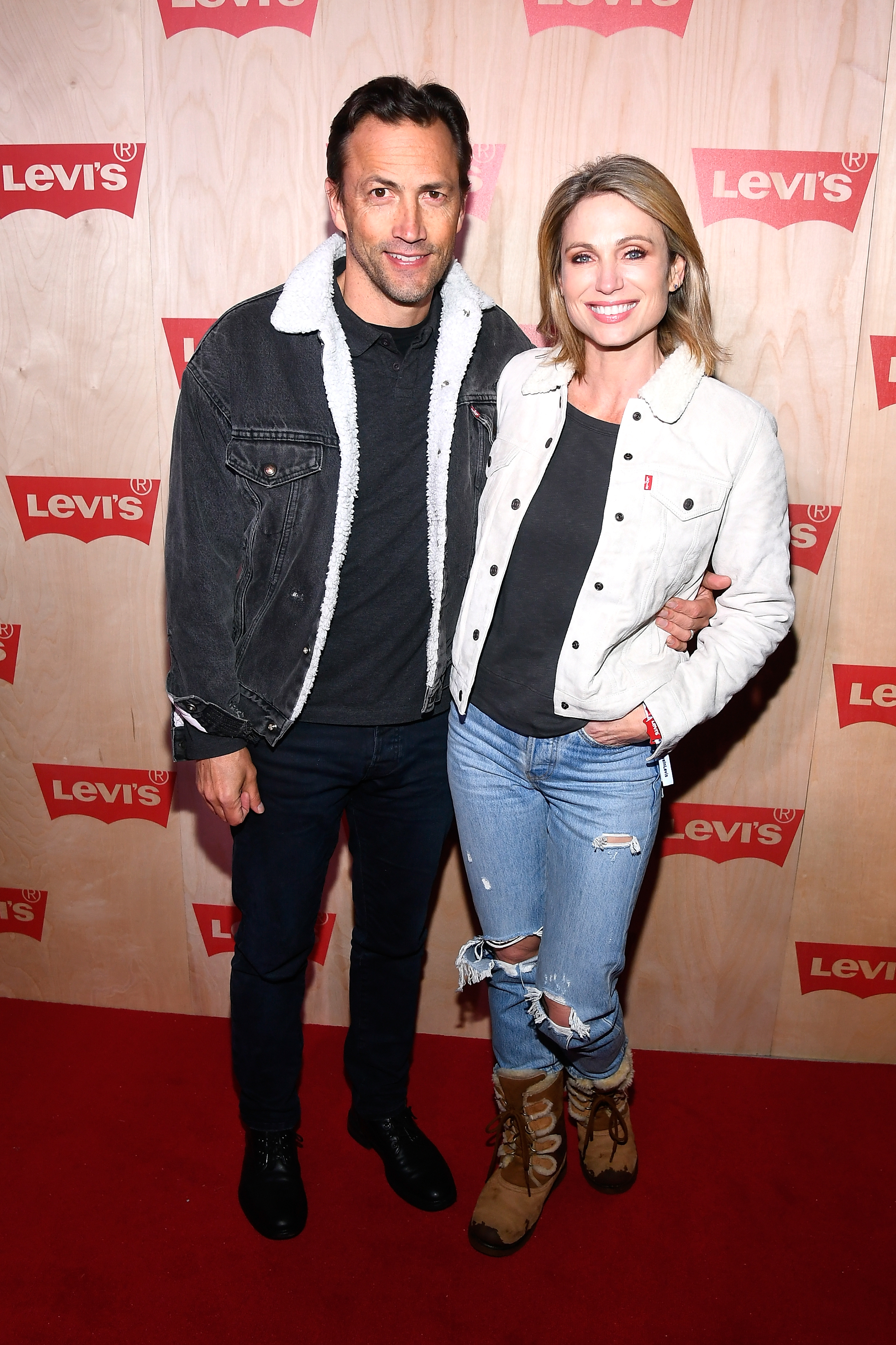 La pareja asiste a la inauguración de la tienda Levi's en Times Square el 15 de noviembre de 2018 | Fuente: Getty Images