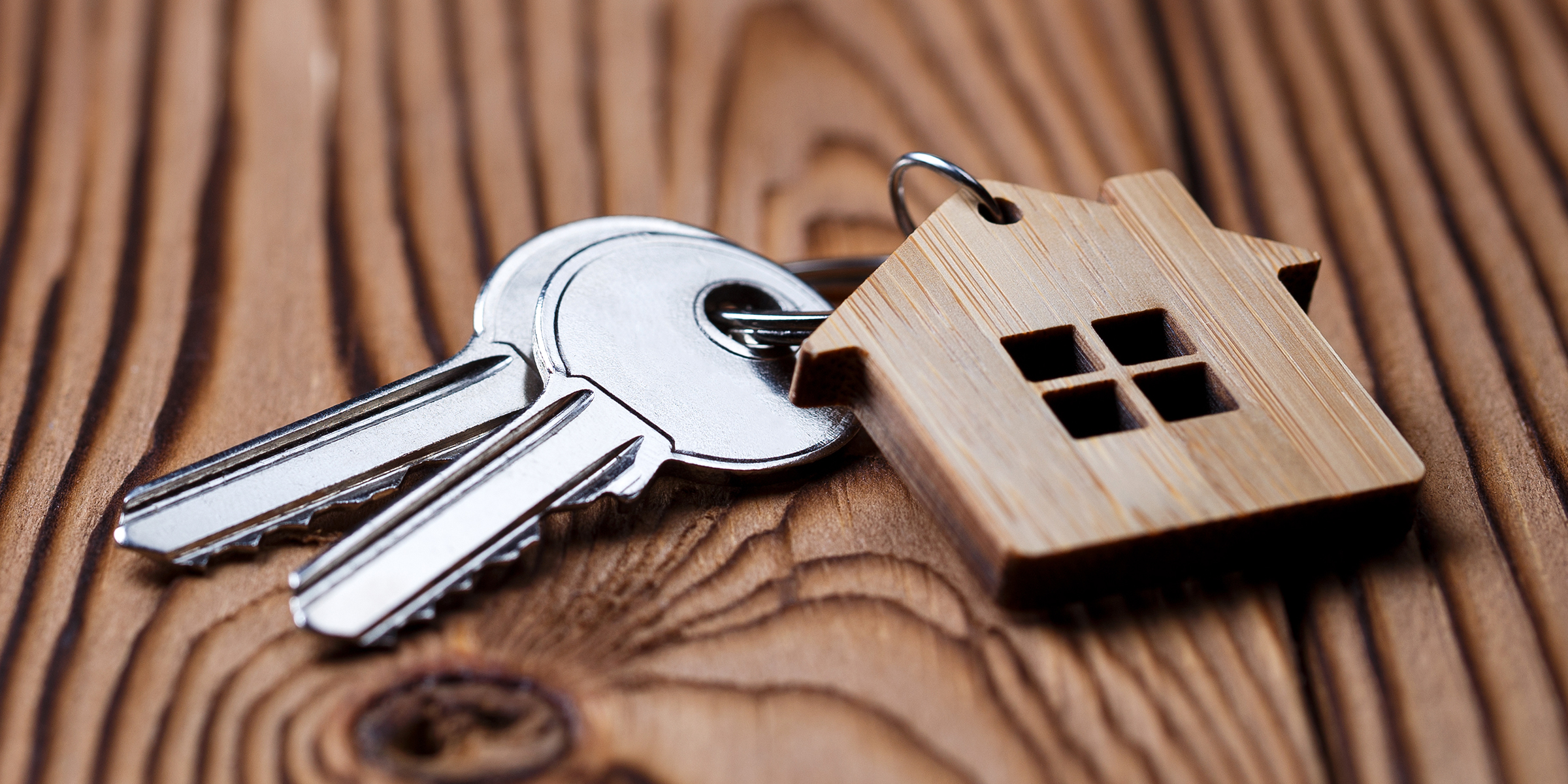 Un juego de llaves de casa | Fuente: Shutterstock
