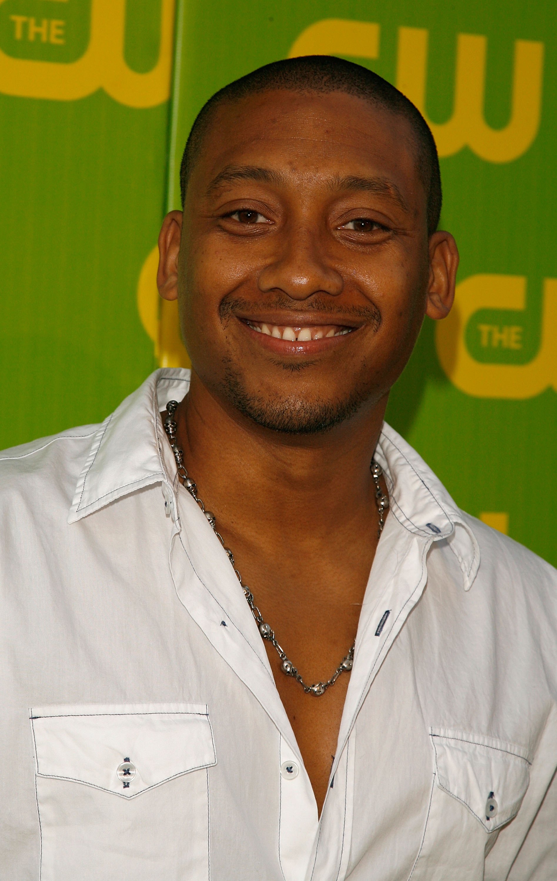 El actor llega a la Fiesta de Lanzamiento de CW en los Estudios Warner Bros. el 18 de septiembre de 2006 | Fuente: Getty Images