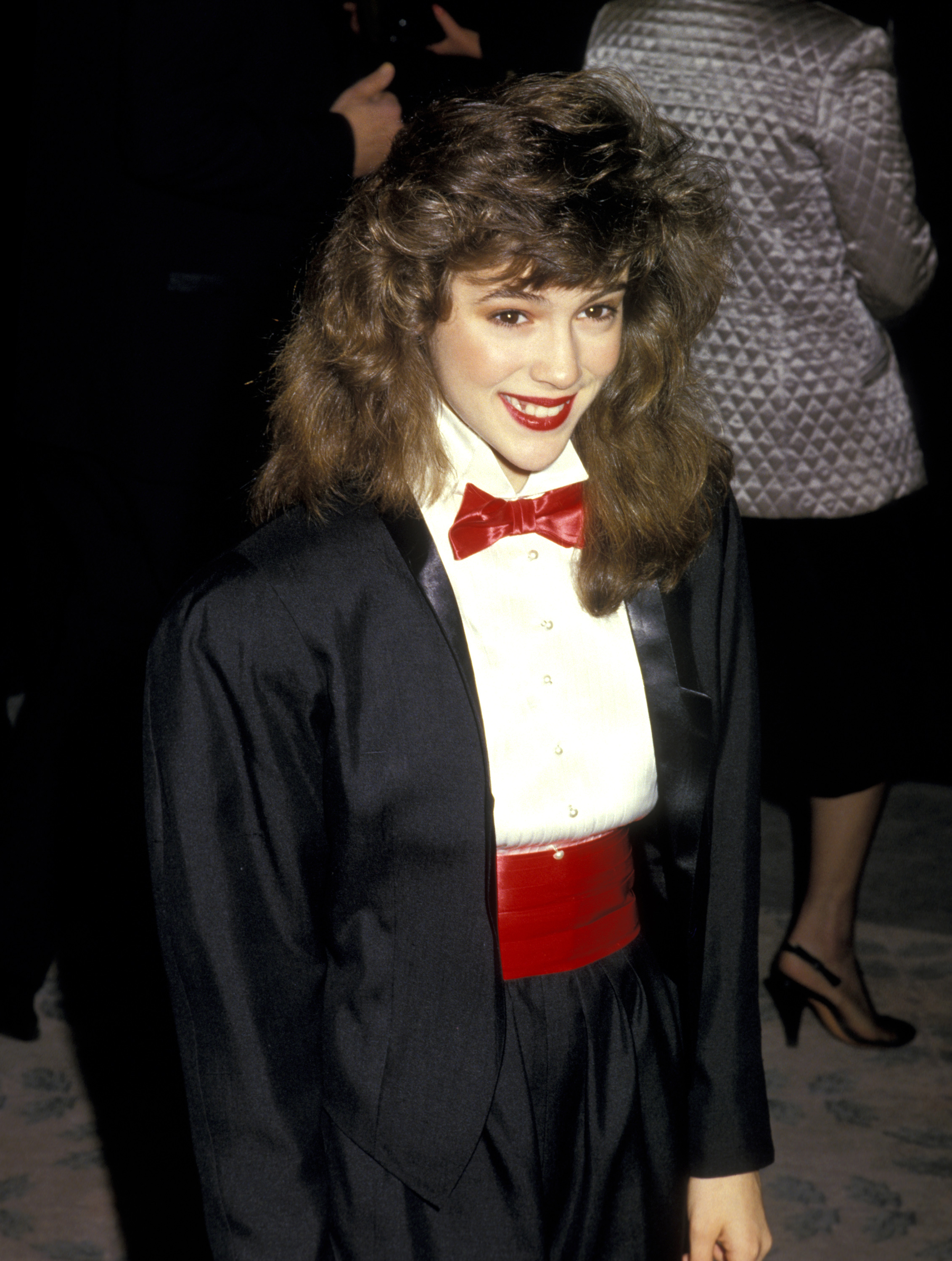 Alyssa Milano en la 44 edición de los Globos de Oro, el 31 de enero de 1987. | Fuente: Getty Images